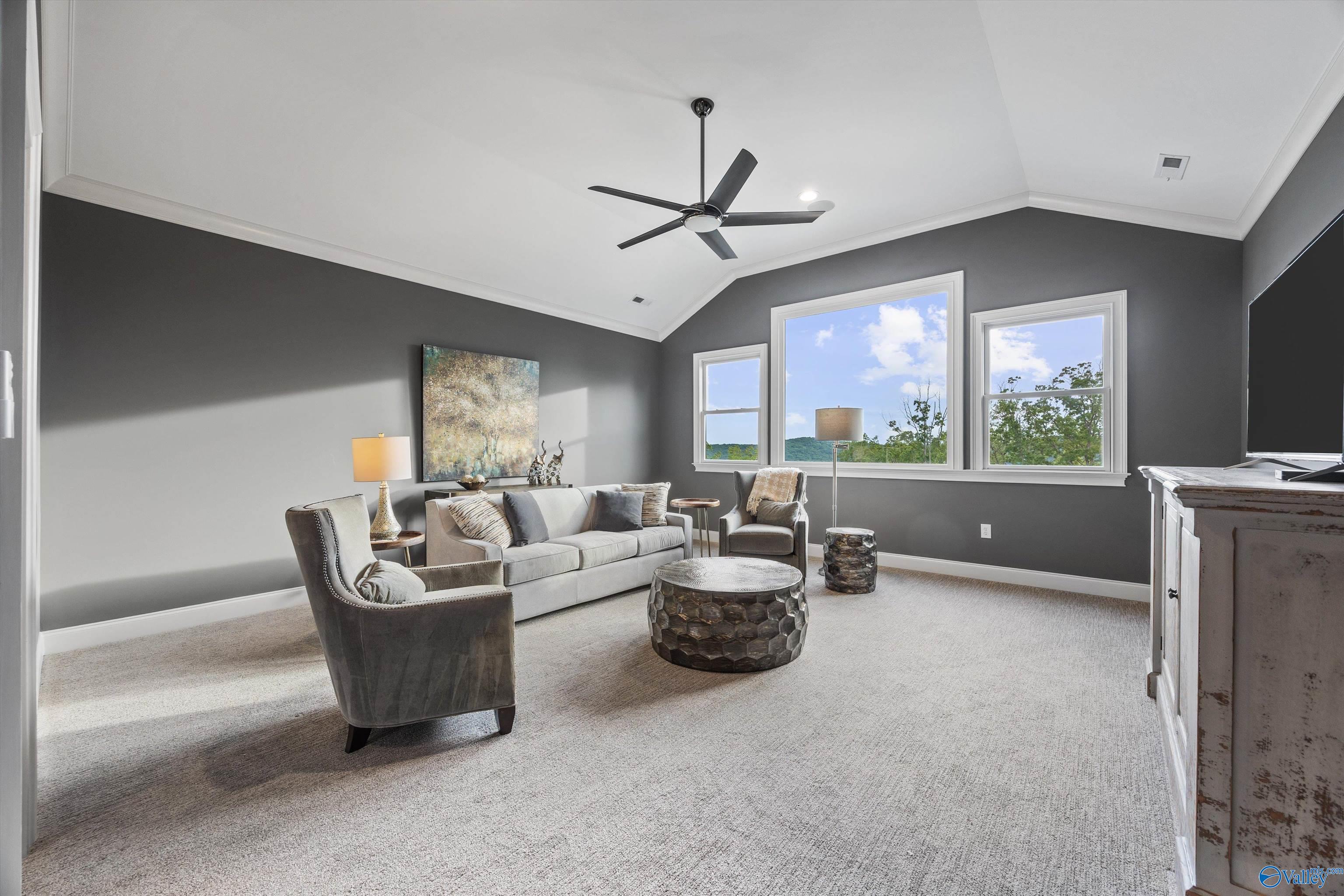 Owens Cross Roads, Alabama, 35763, United States, ,7 BathroomsBathrooms,Residential,Active,1799402