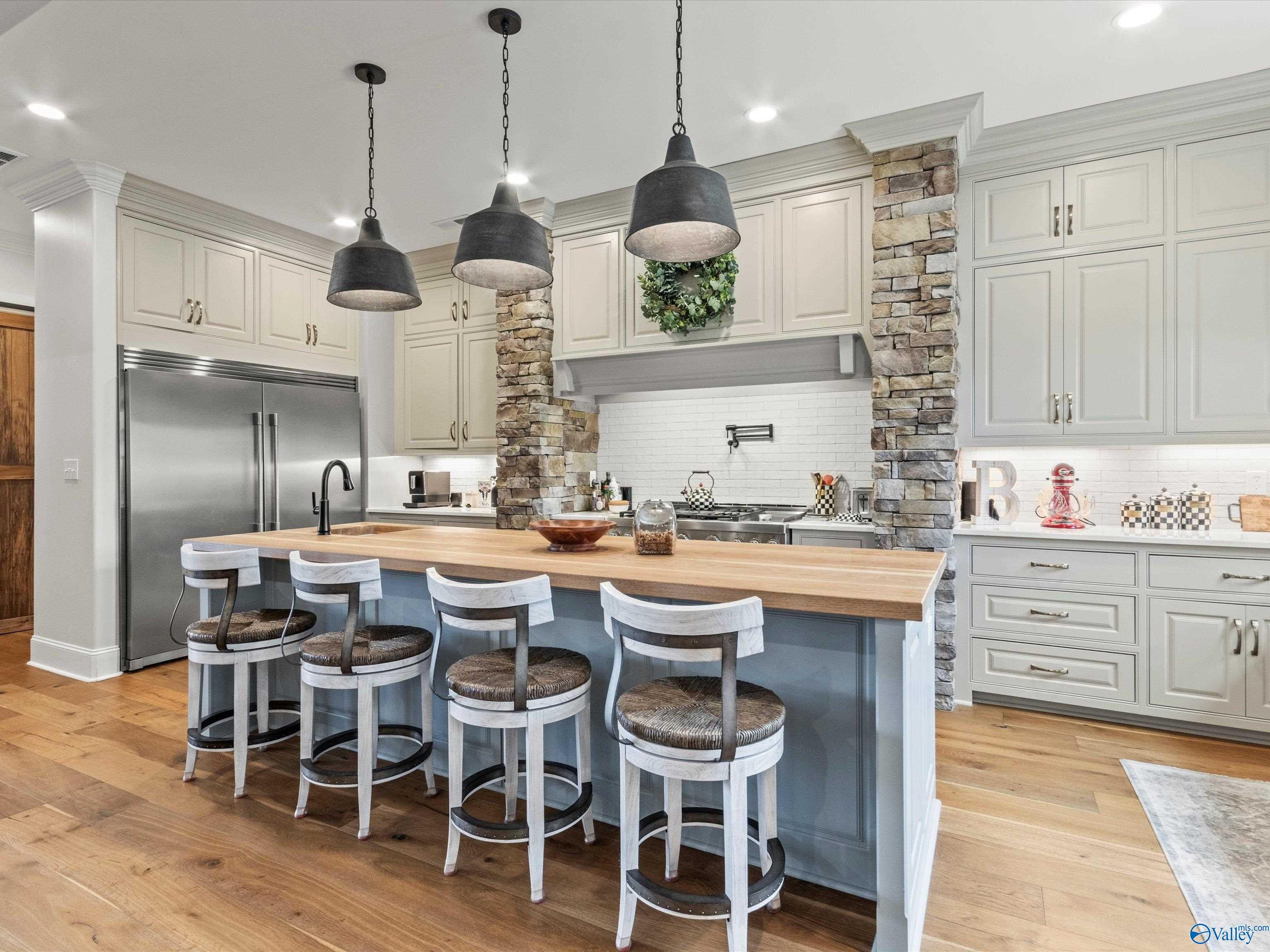 Madison, Alabama, 35757, United States, 4 Bedrooms Bedrooms, ,5 BathroomsBathrooms,Residential,Active,2007226