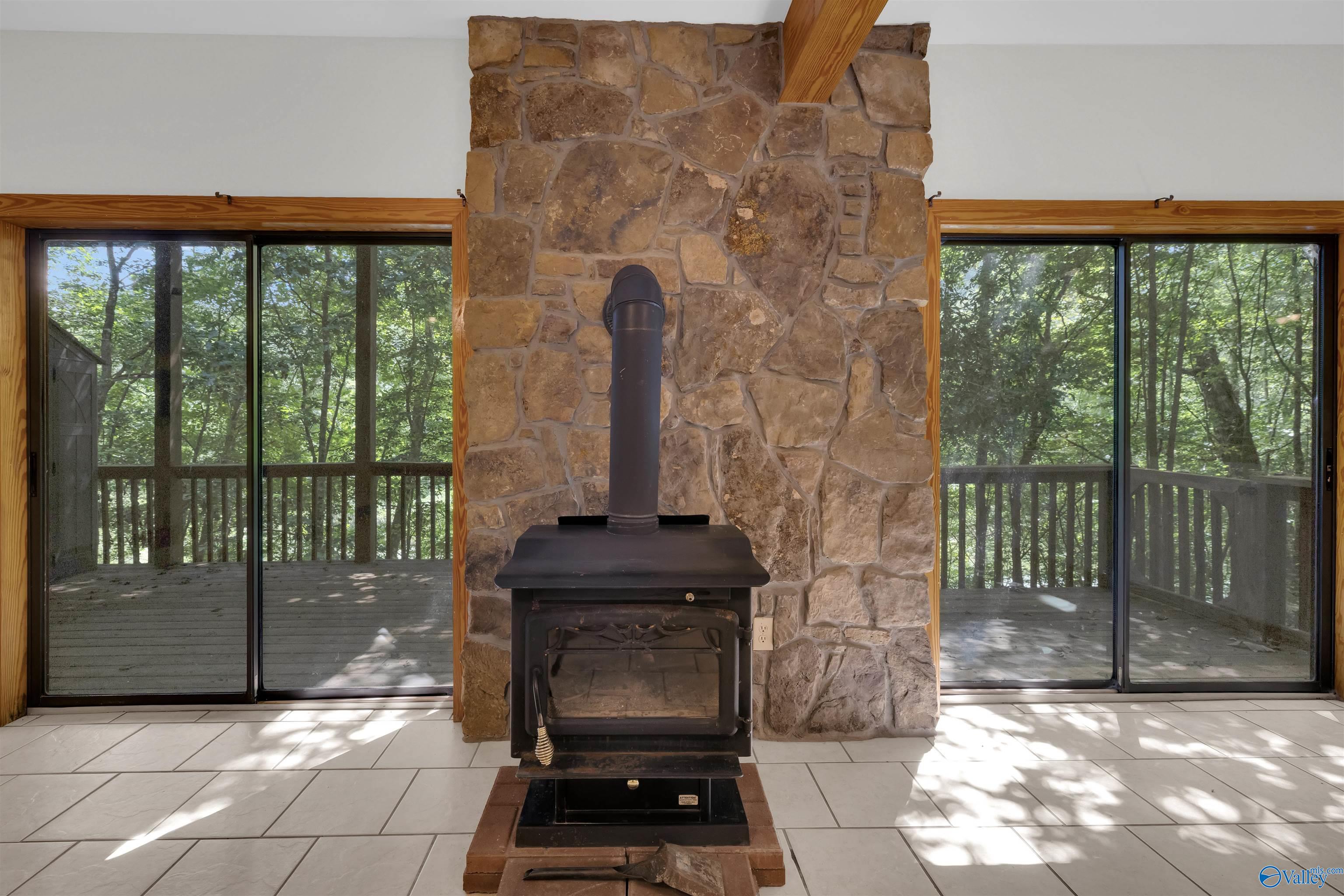 Trenton, Georgia, 30752, United States, 4 Bedrooms Bedrooms, ,4 BathroomsBathrooms,Residential,Active,1963412