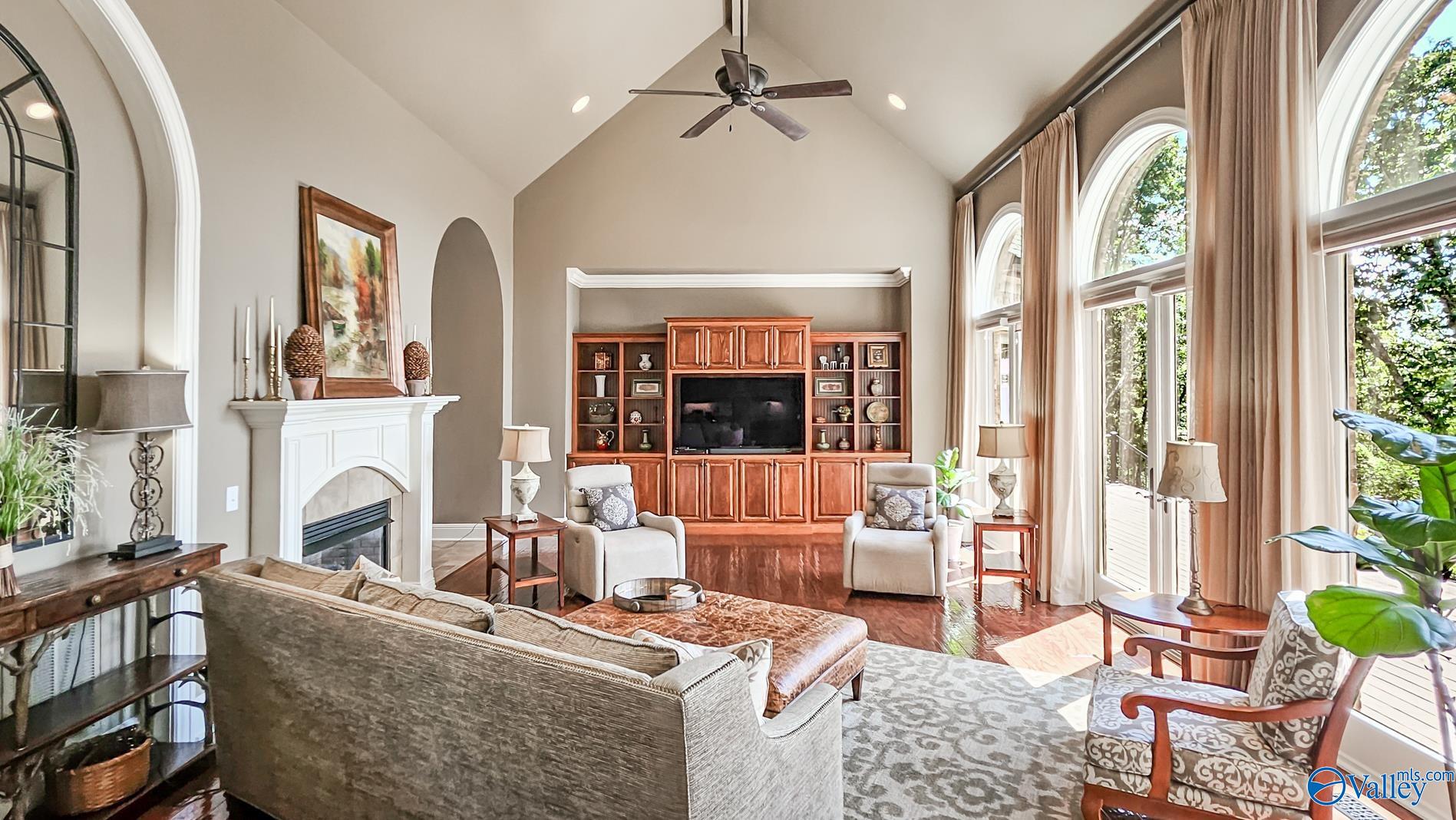 Gurley, Alabama, 35748, United States, 4 Bedrooms Bedrooms, ,6 BathroomsBathrooms,Residential,Active,1922517