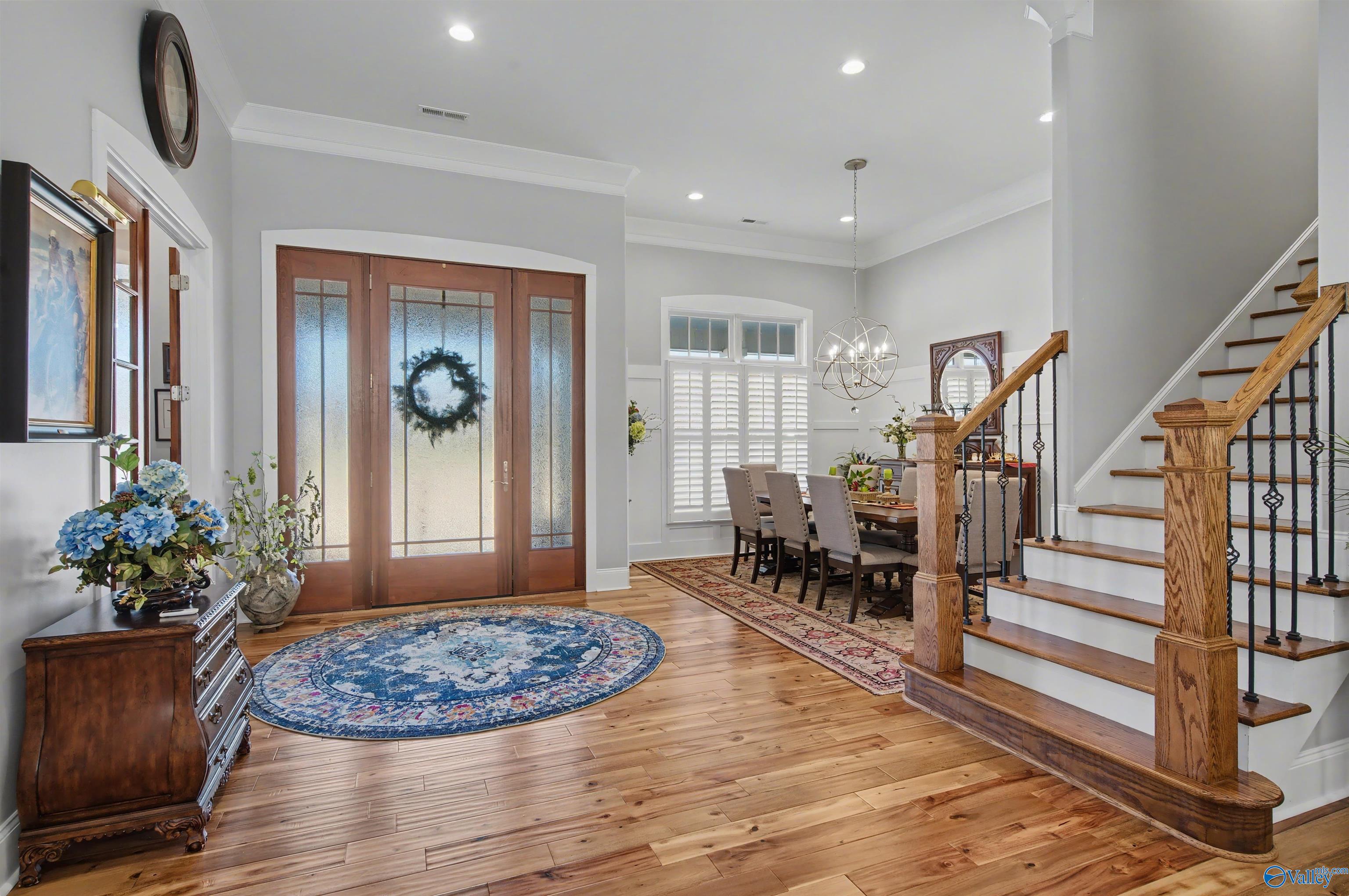 Guntersville, Alabama, 35976, United States, 3 Bedrooms Bedrooms, ,3 BathroomsBathrooms,Residential,Active,2011430