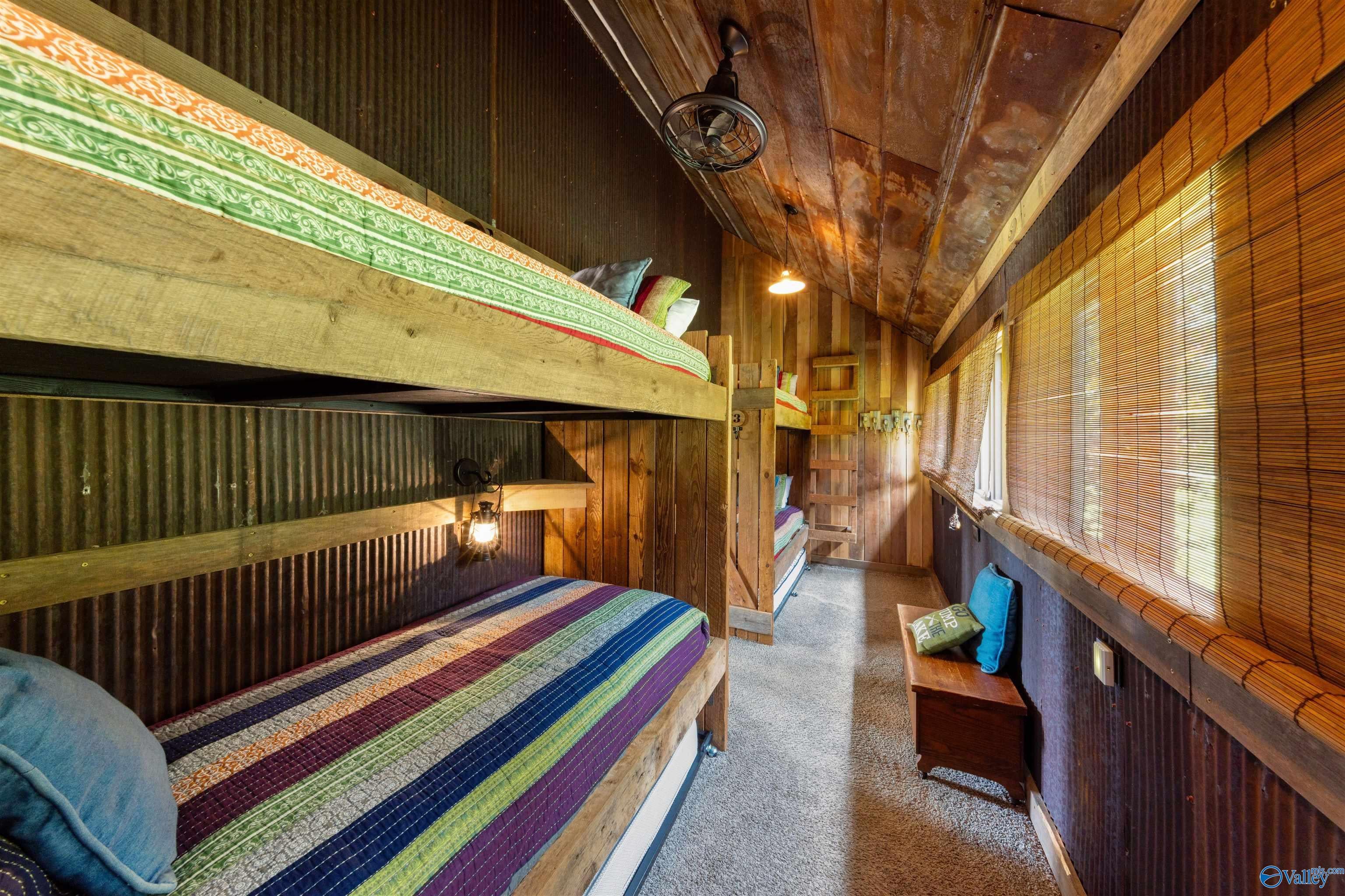 Langston, Alabama, 35755, United States, 5 Bedrooms Bedrooms, ,7 BathroomsBathrooms,Residential,Active,1953425