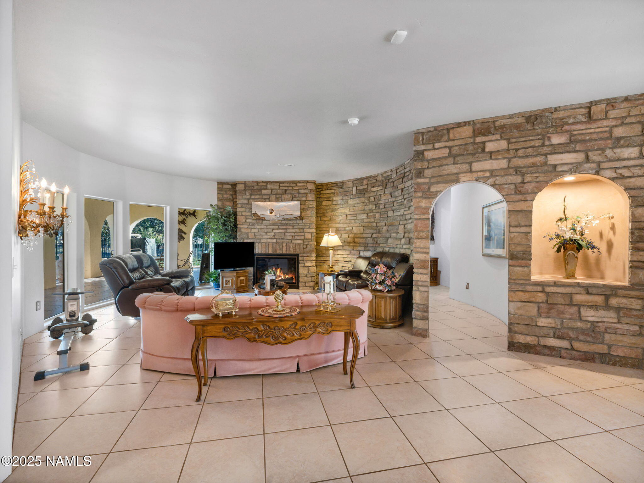 Williams, Arizona, 86046, United States, 3 Bedrooms Bedrooms, ,4 BathroomsBathrooms,Residential,Active,1871833