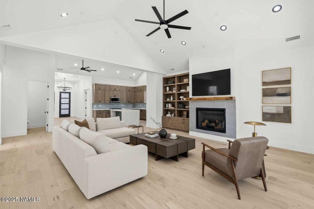 Flagstaff, Arizona, 86005, United States, 4 Bedrooms Bedrooms, ,4 BathroomsBathrooms,Residential,Active,1922481