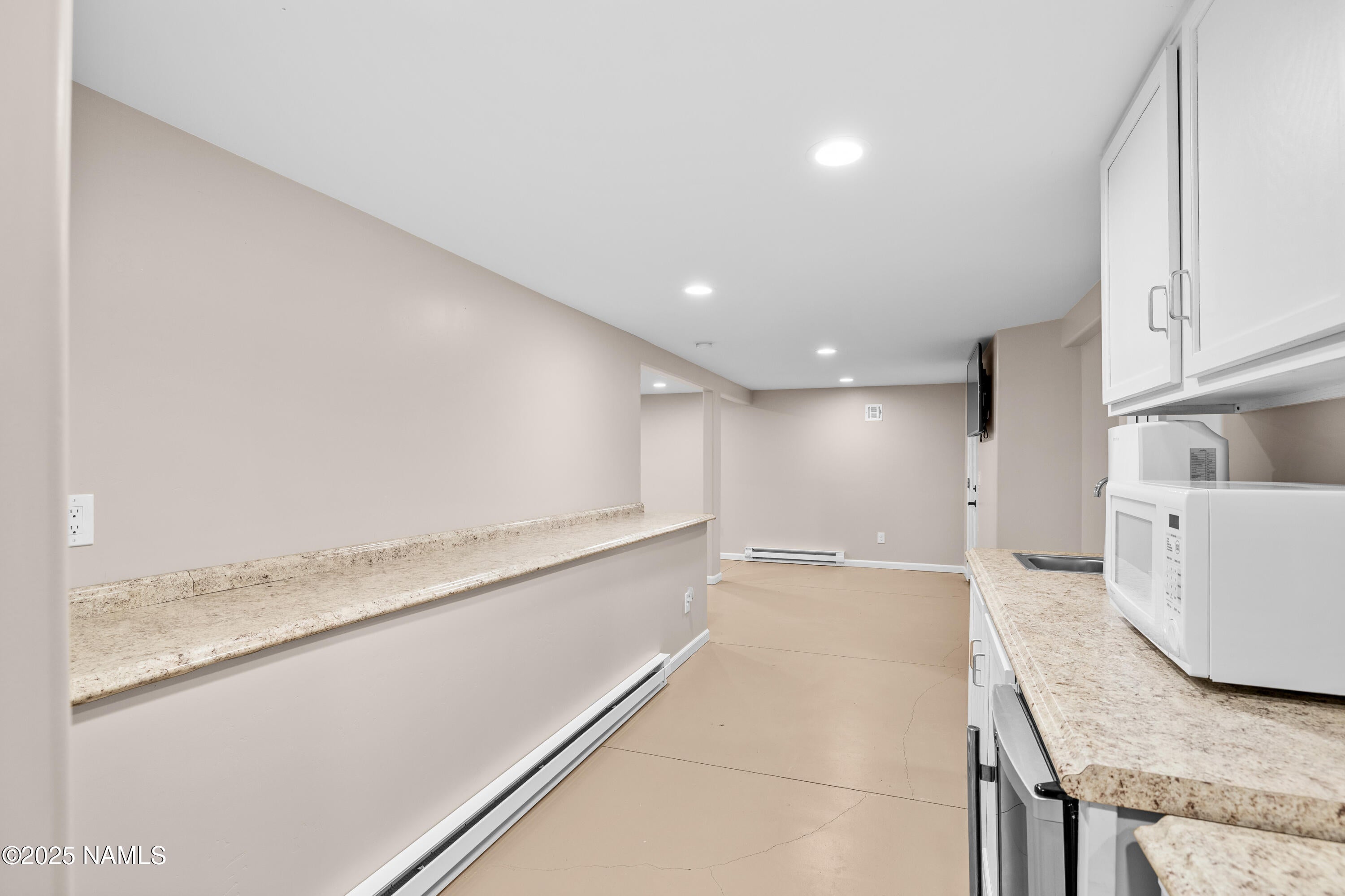 Flagstaff, Arizona, 86005, United States, 4 Bedrooms Bedrooms, ,4 BathroomsBathrooms,Residential,Active,1999173