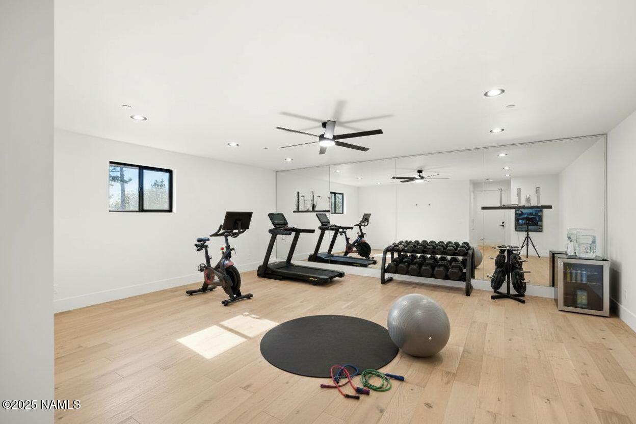 Flagstaff, Arizona, 86005, United States, 4 Bedrooms Bedrooms, ,4 BathroomsBathrooms,Residential,Active,1922481