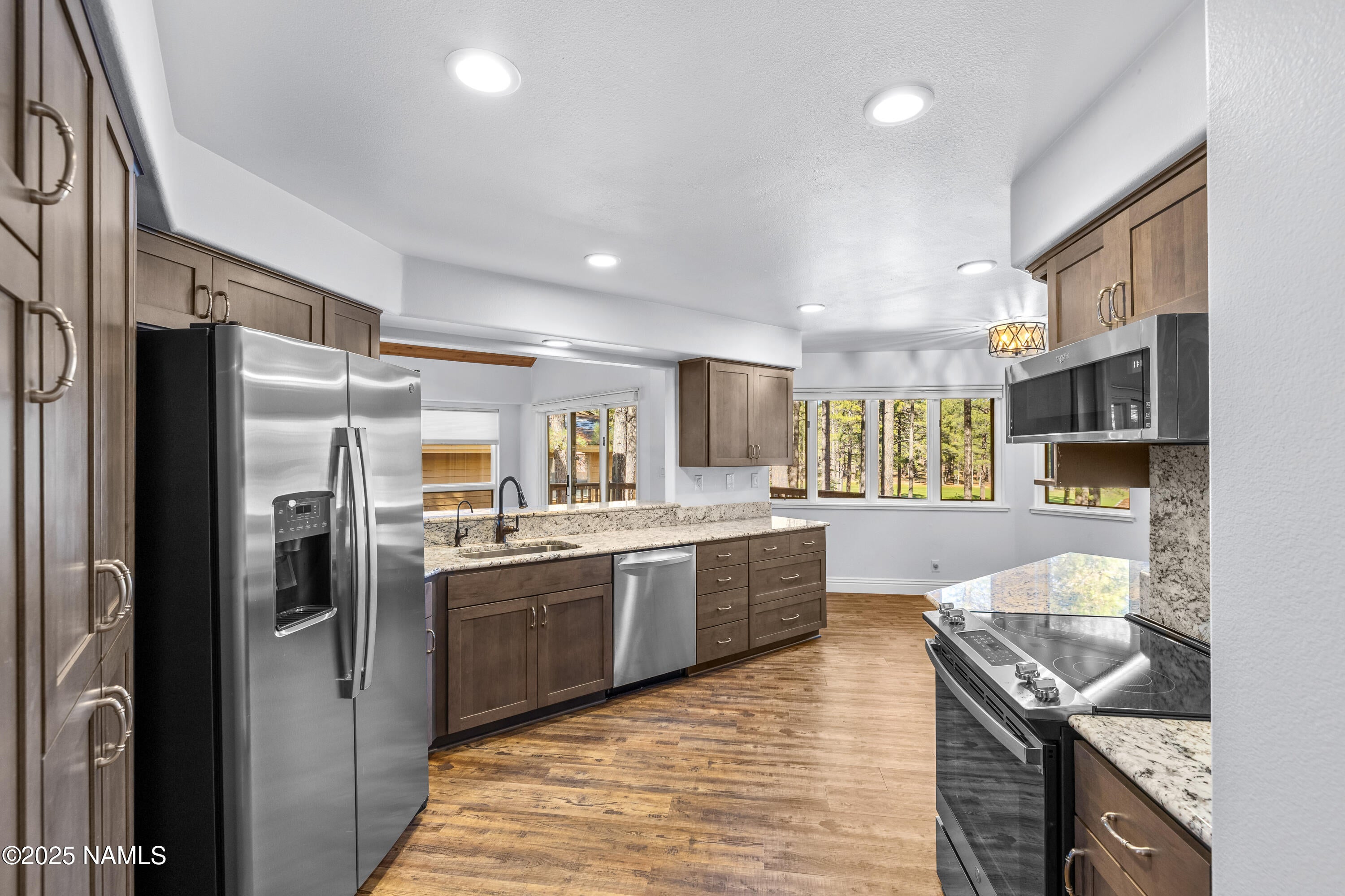 Flagstaff, Arizona, 86005, United States, 4 Bedrooms Bedrooms, ,4 BathroomsBathrooms,Residential,Active,1999173