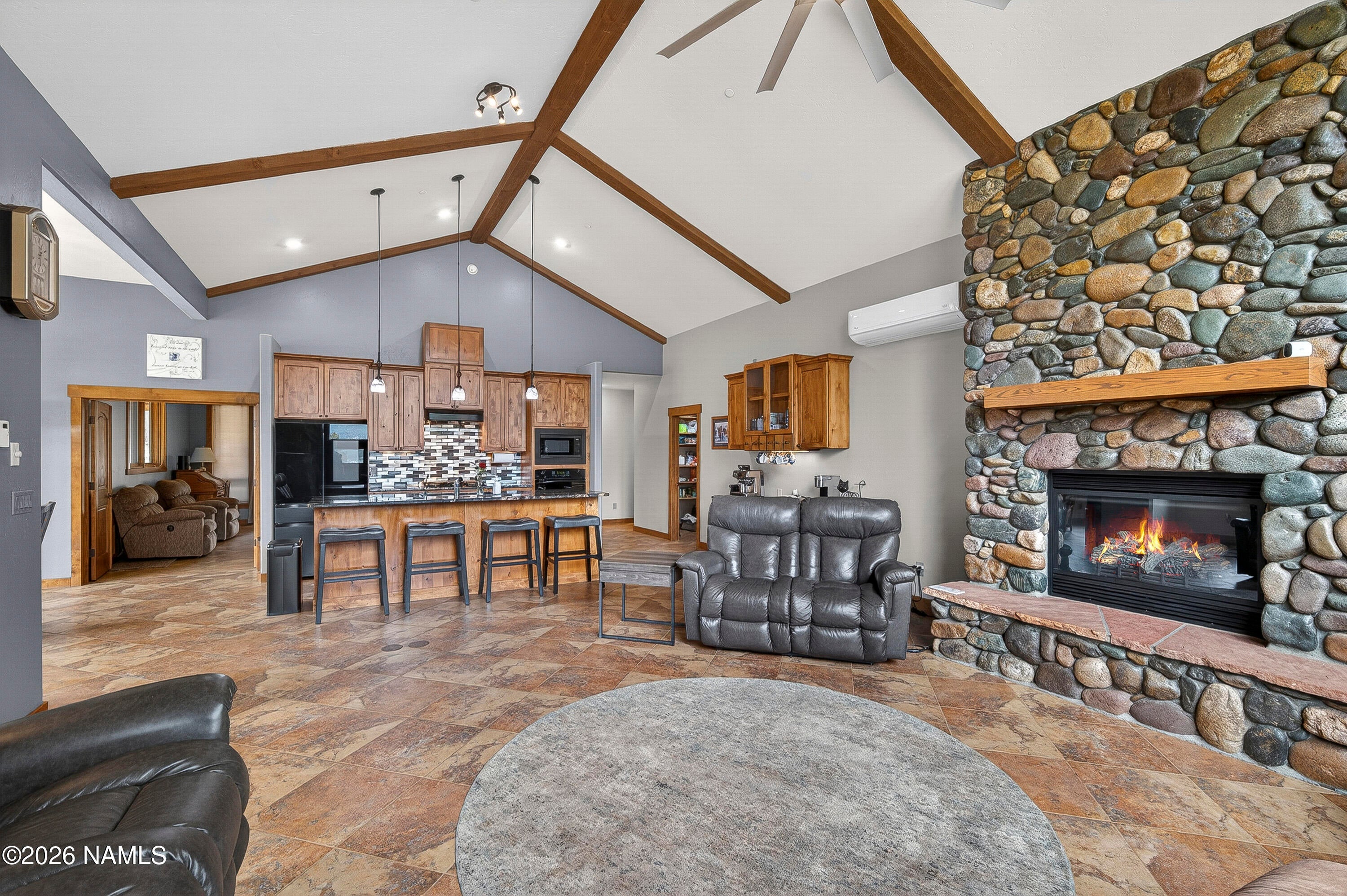 Flagstaff, Arizona, 86001, United States, 3 Bedrooms Bedrooms, ,3 BathroomsBathrooms,Residential,Contingent,2045038