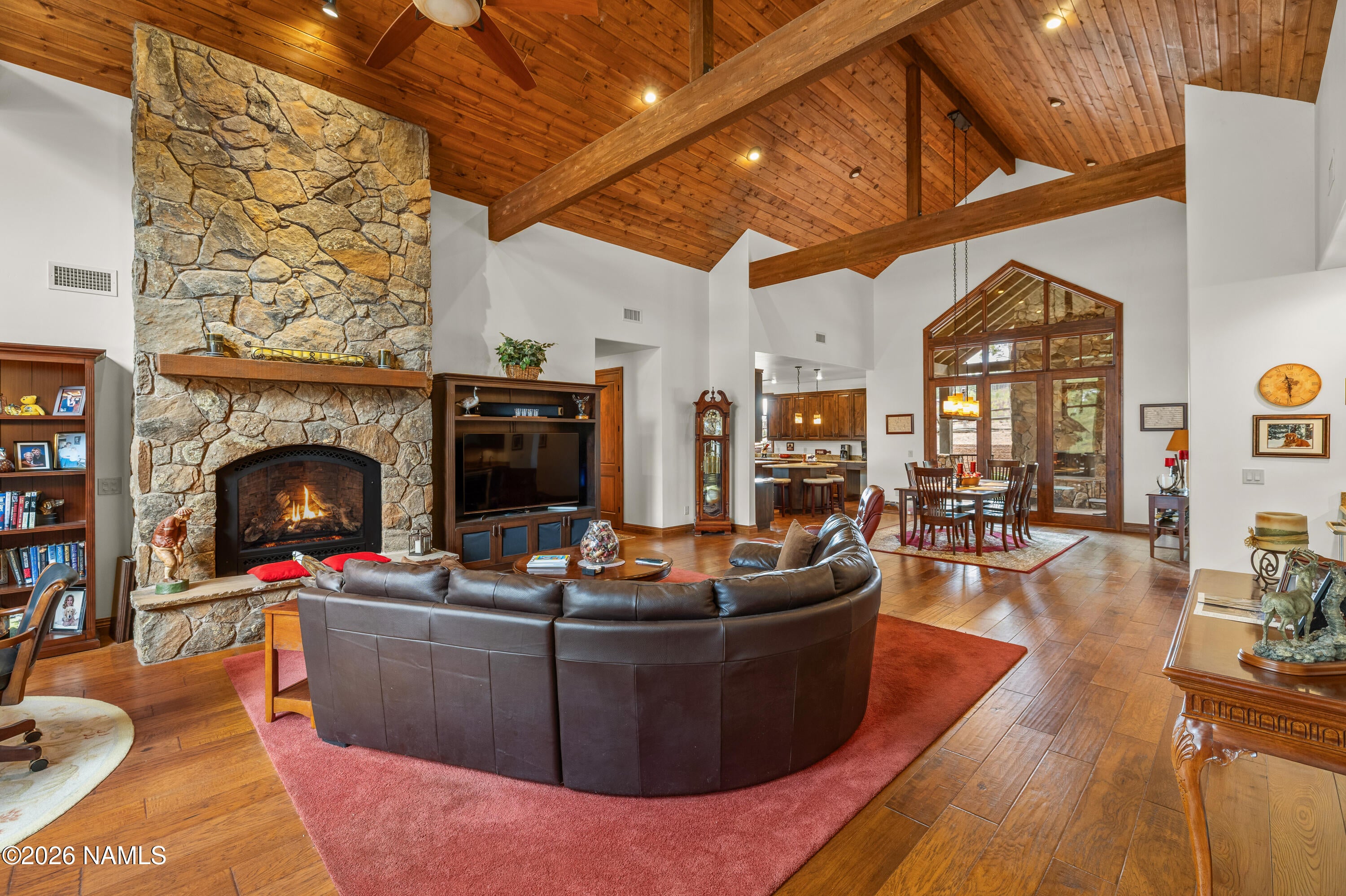 Flagstaff, Arizona, 86005, United States, 3 Bedrooms Bedrooms, ,3 BathroomsBathrooms,Residential,Active,2009866