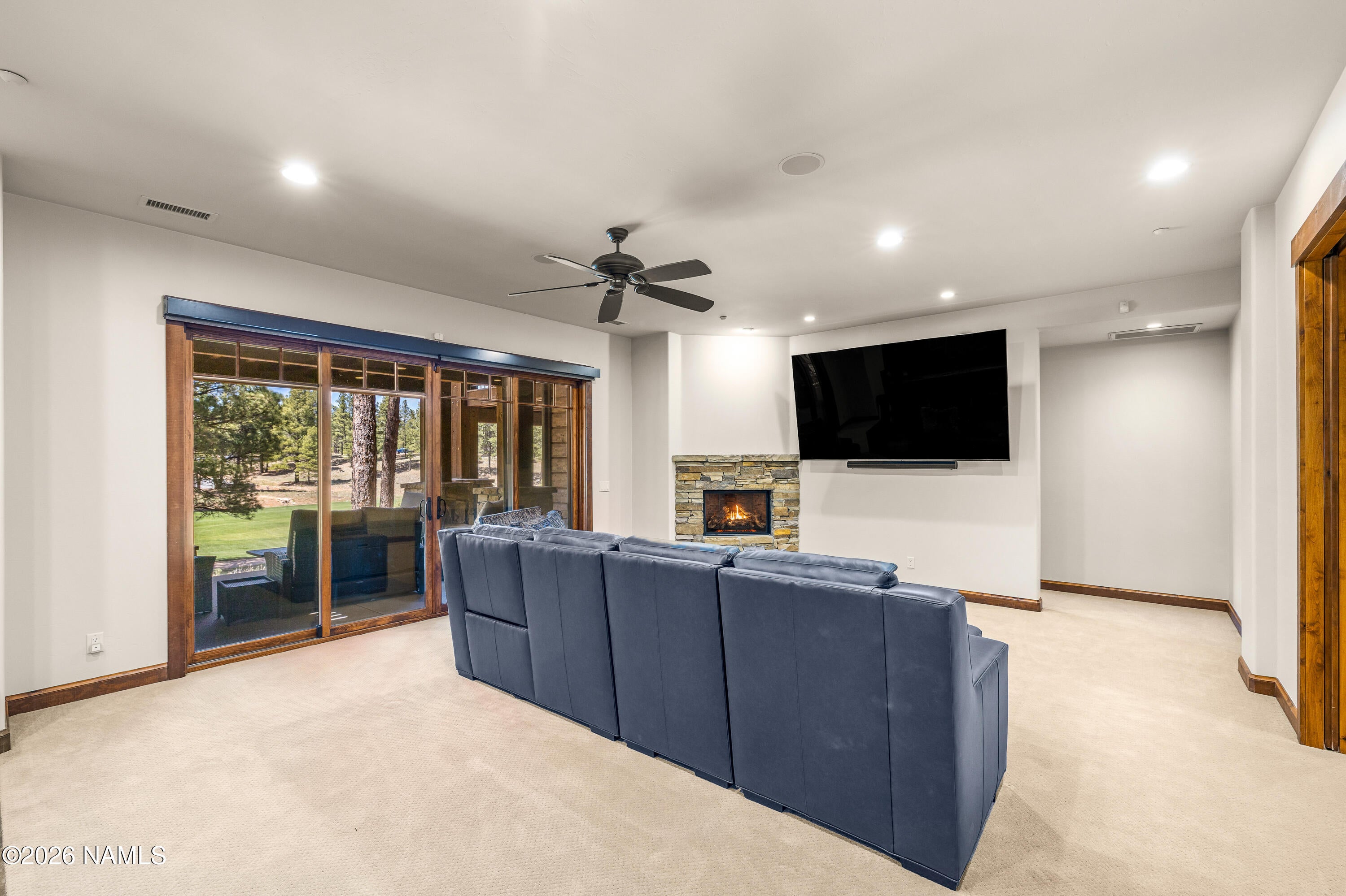Flagstaff, Arizona, 86005, United States, 5 Bedrooms Bedrooms, ,6 BathroomsBathrooms,Residential,Active,2042667