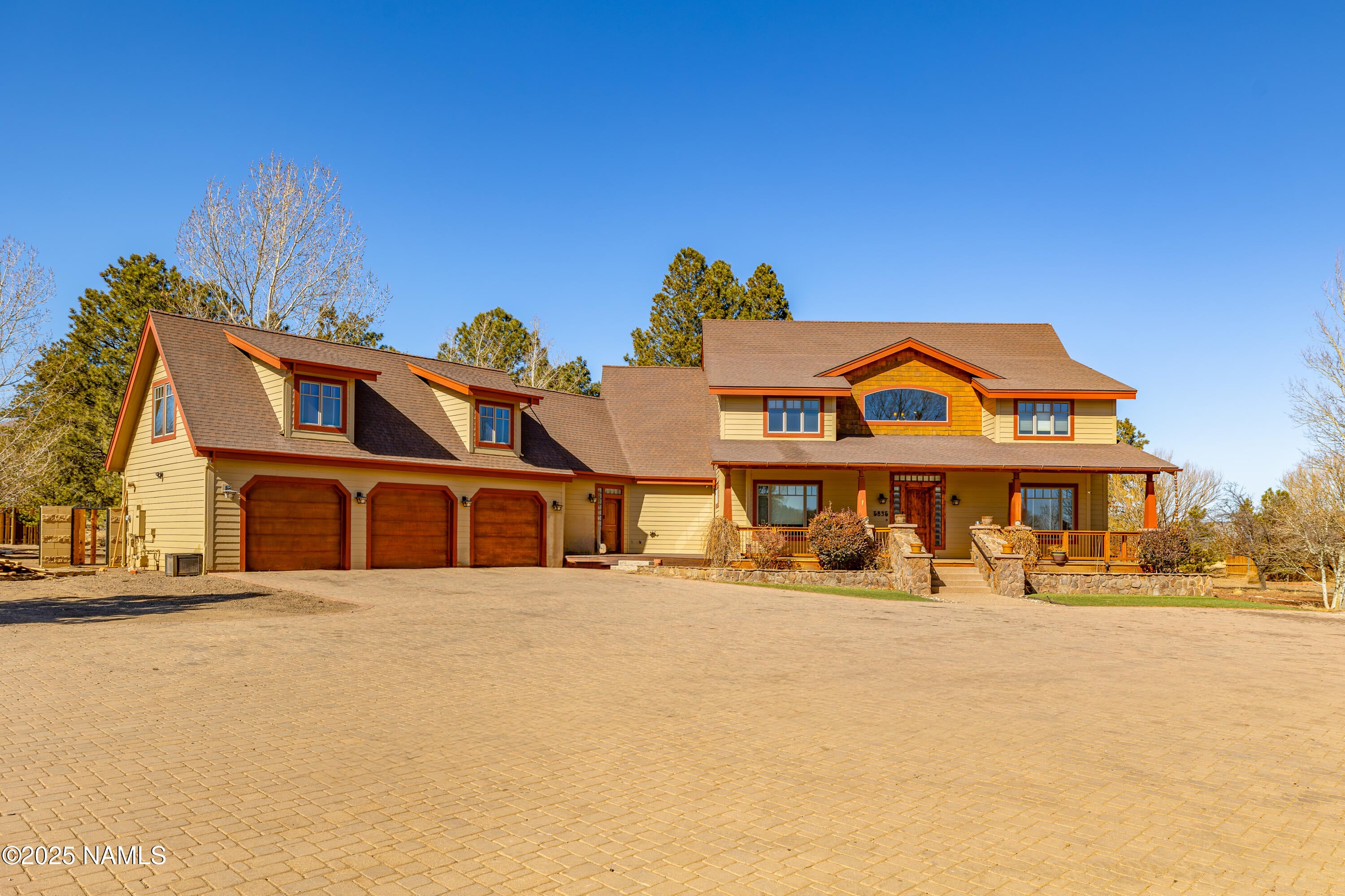 Flagstaff, Arizona, 86004, United States, 5 Bedrooms Bedrooms, ,5 BathroomsBathrooms,Residential,Active,1922539