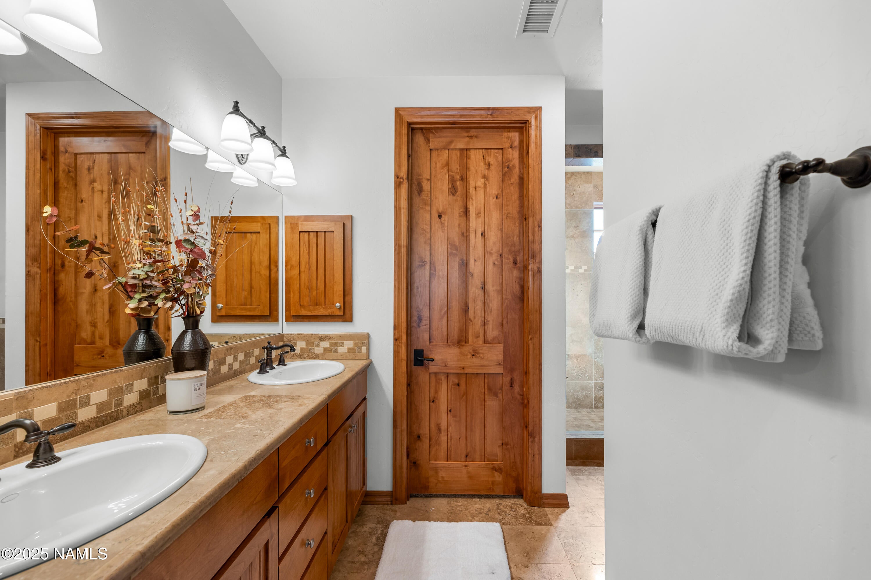 Flagstaff, Arizona, 86005, United States, 3 Bedrooms Bedrooms, ,3 BathroomsBathrooms,Residential,Active,1922673