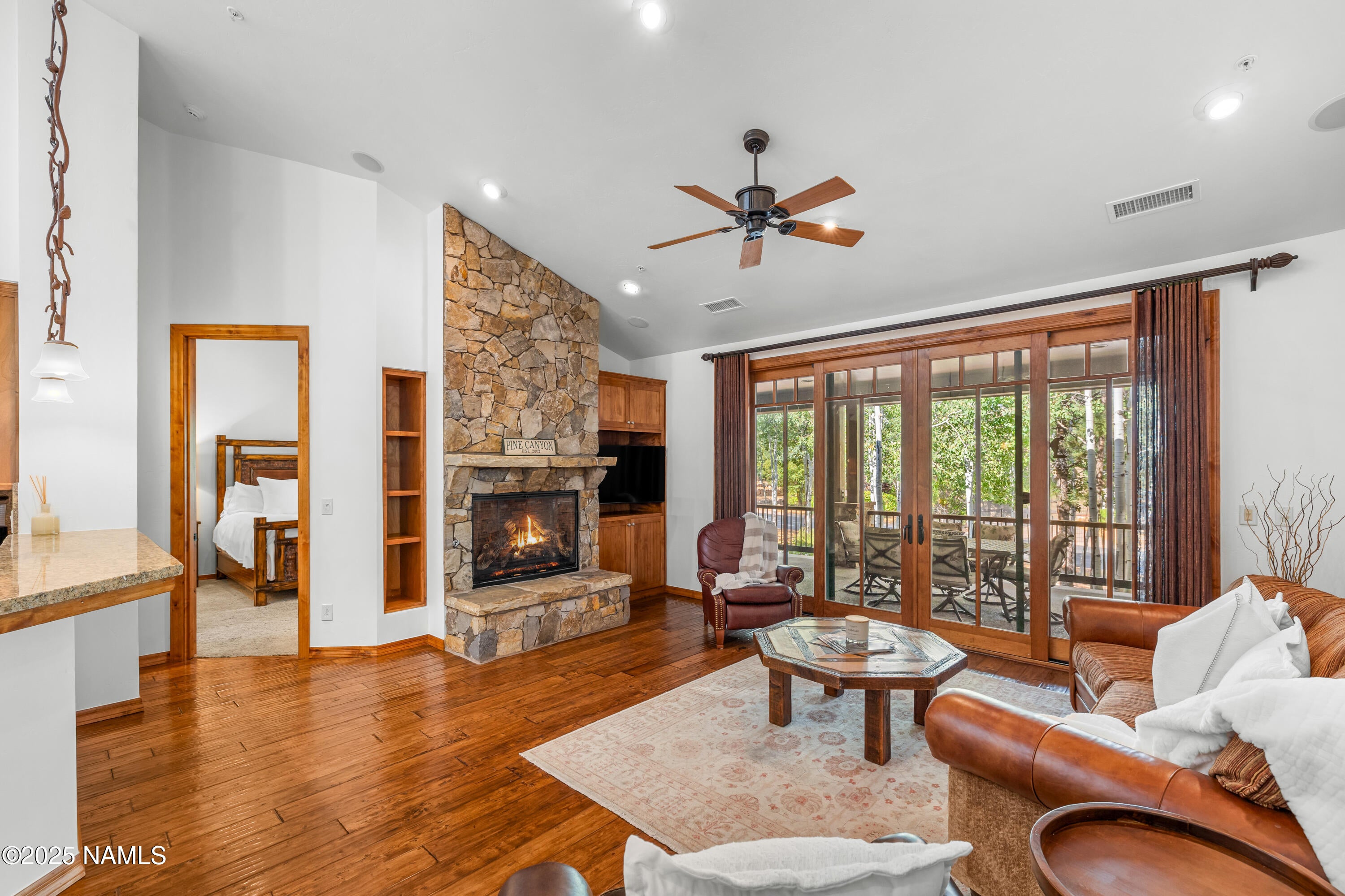 Flagstaff, Arizona, 86005, United States, 3 Bedrooms Bedrooms, ,3 BathroomsBathrooms,Residential,Active,1922673