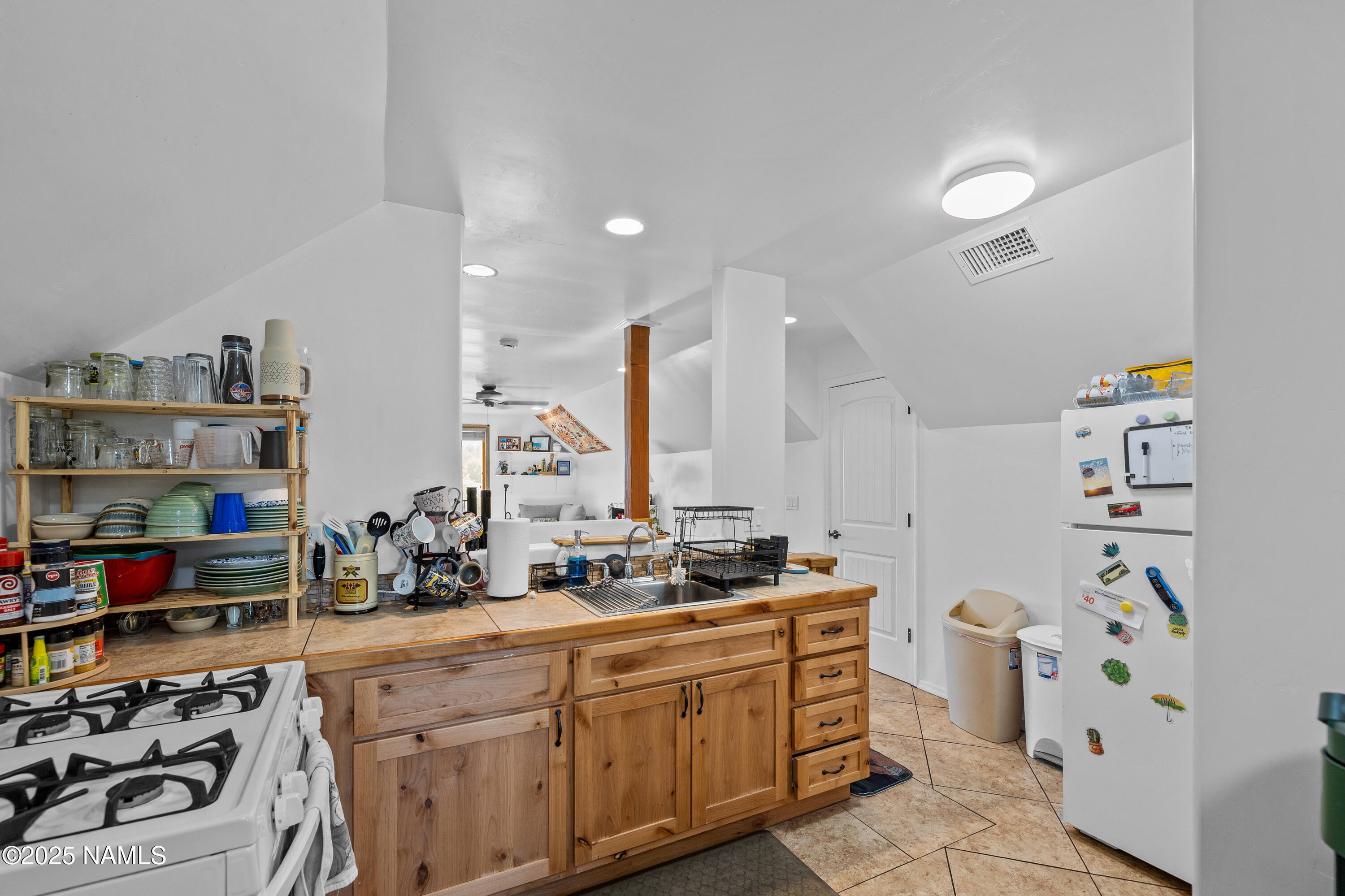 Flagstaff, Arizona, 86004, United States, 4 Bedrooms Bedrooms, ,3 BathroomsBathrooms,Residential,Active,1868120