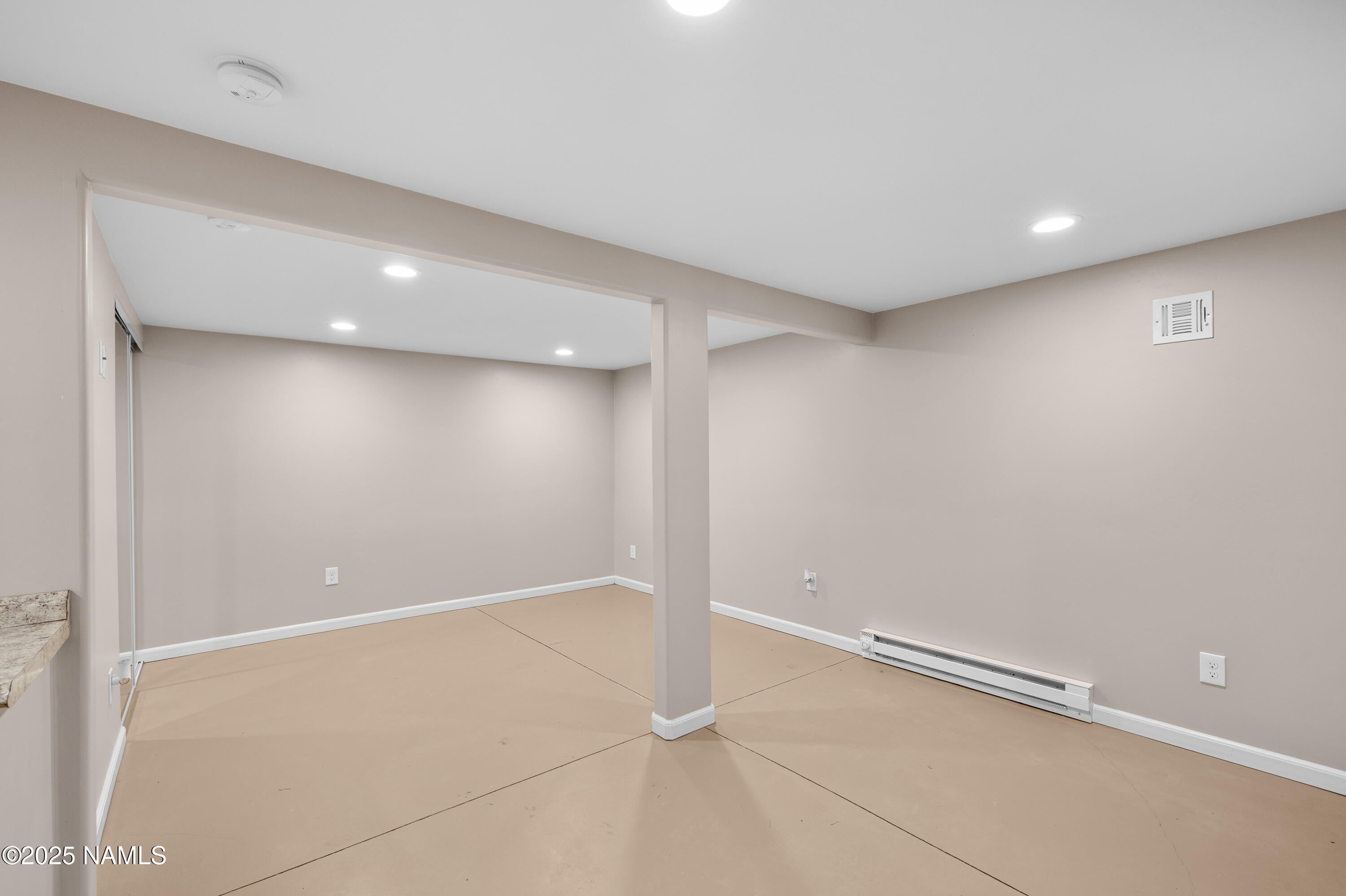 Flagstaff, Arizona, 86005, United States, 4 Bedrooms Bedrooms, ,4 BathroomsBathrooms,Residential,Active,1999173