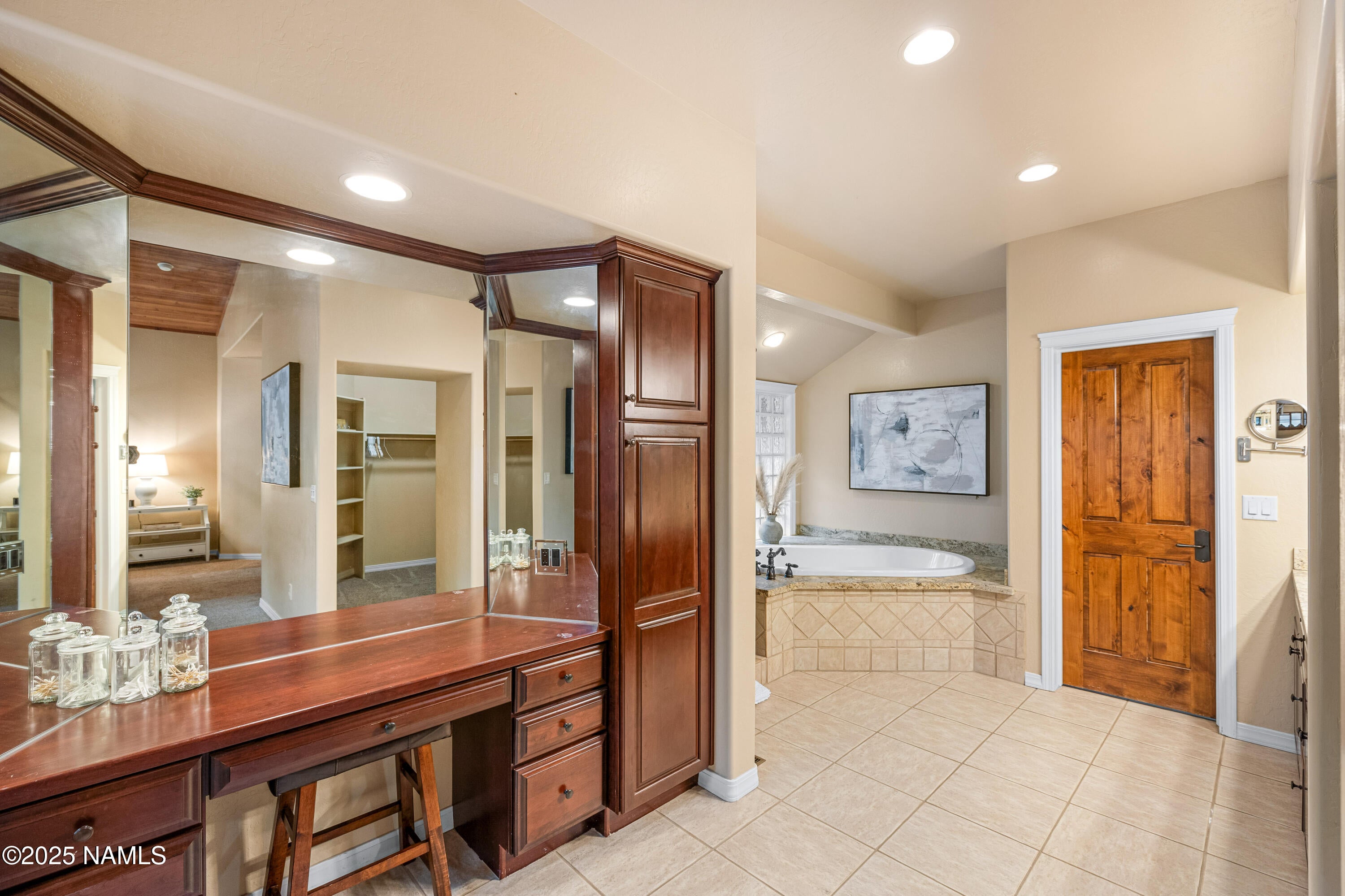 Flagstaff, Arizona, 86004, United States, 5 Bedrooms Bedrooms, ,5 BathroomsBathrooms,Residential,Active,1834463