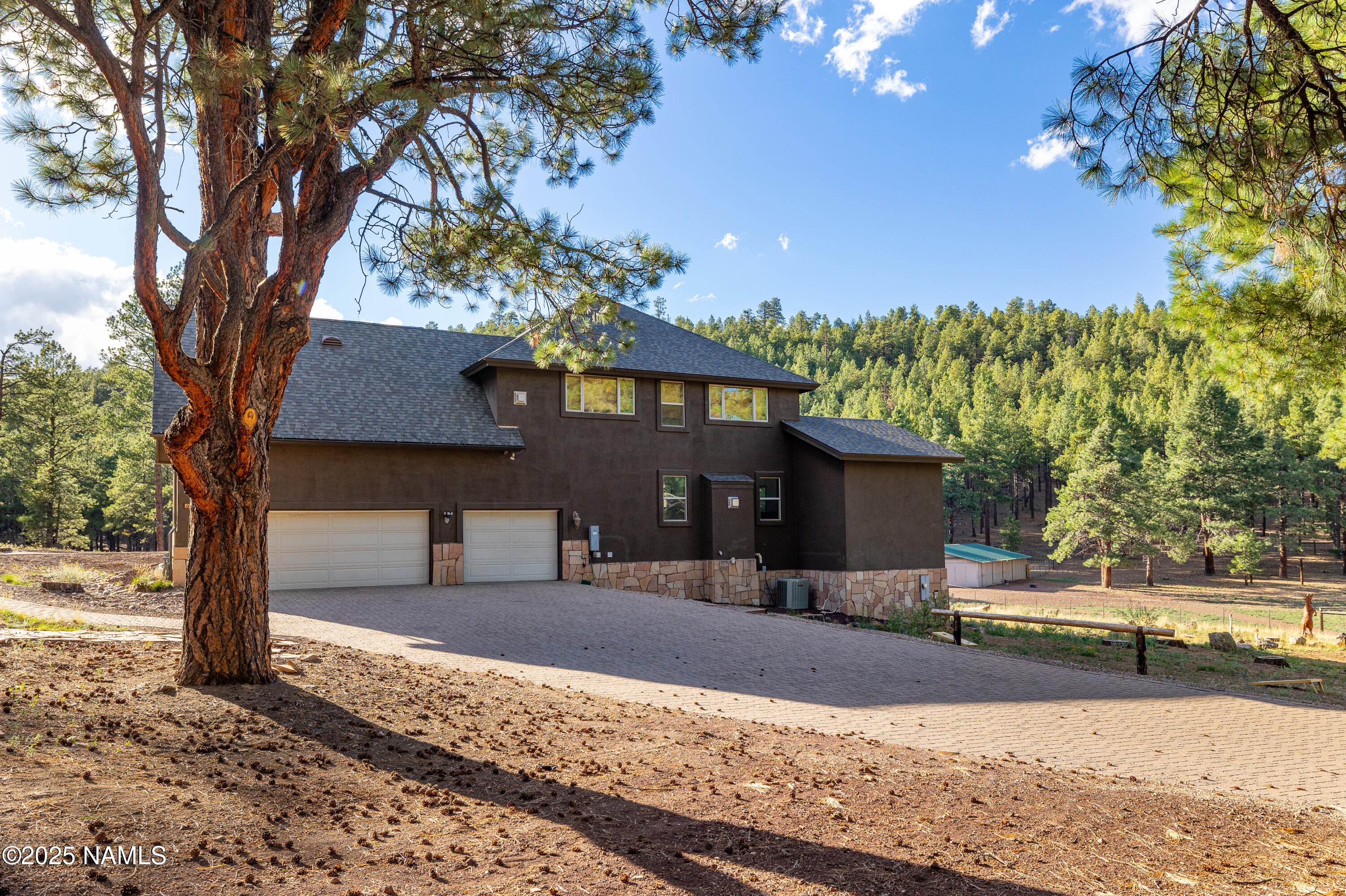 Flagstaff, Arizona, 86001, United States, 5 Bedrooms Bedrooms, ,5 BathroomsBathrooms,Residential,Active,1945089