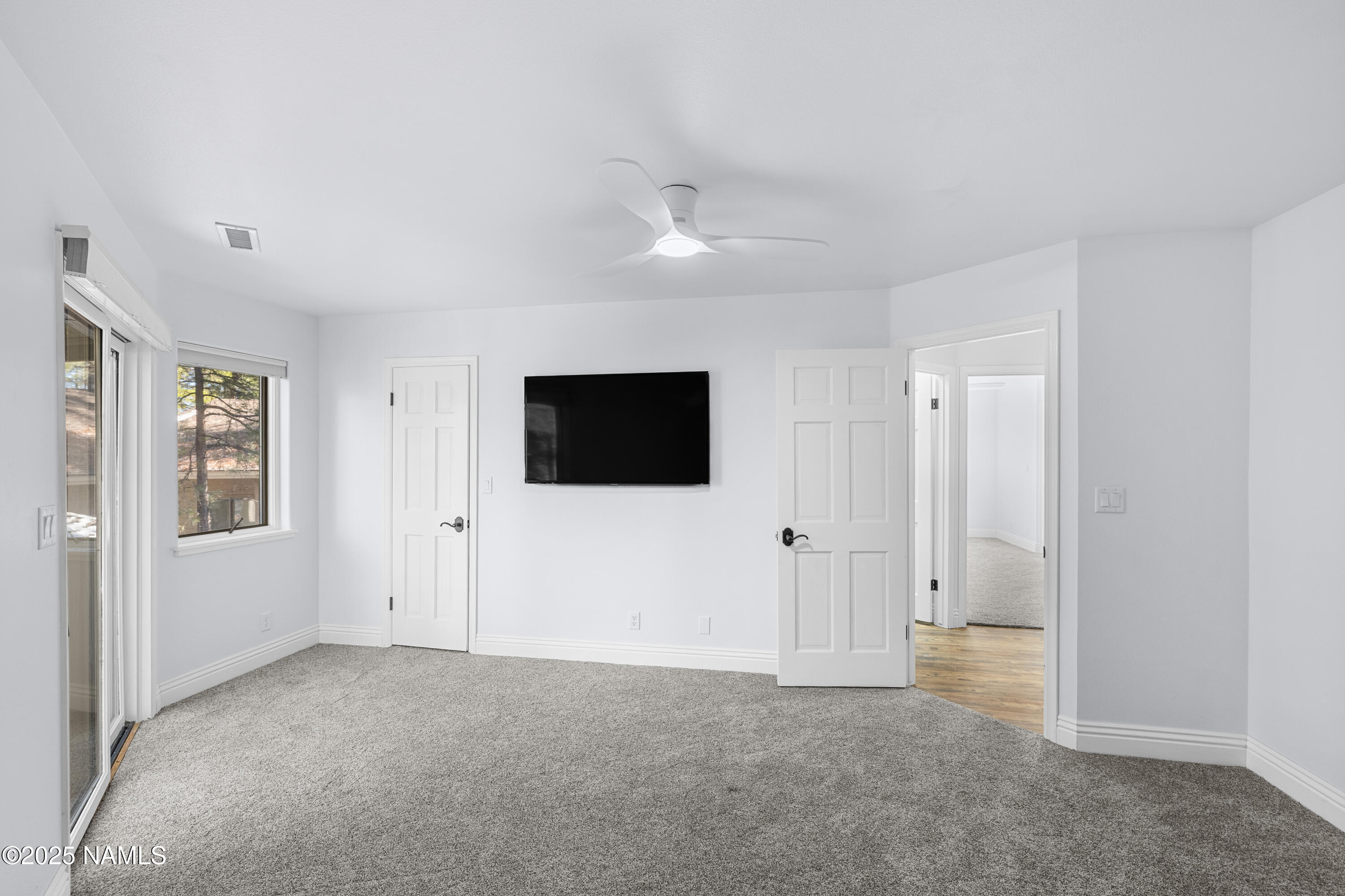 Flagstaff, Arizona, 86005, United States, 4 Bedrooms Bedrooms, ,4 BathroomsBathrooms,Residential,Active,1999173