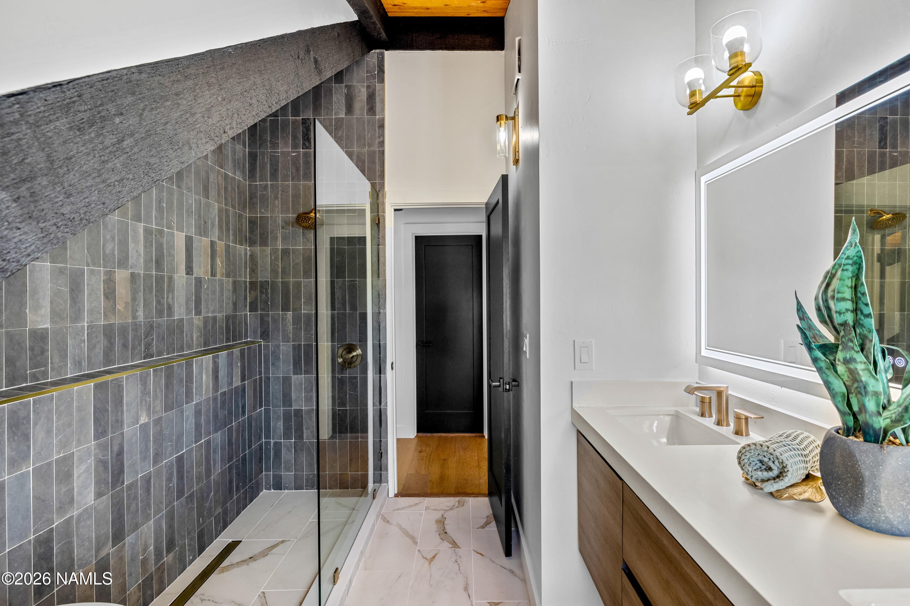 Flagstaff, Arizona, 86004, United States, 4 Bedrooms Bedrooms, ,4 BathroomsBathrooms,Residential,Active,2006907