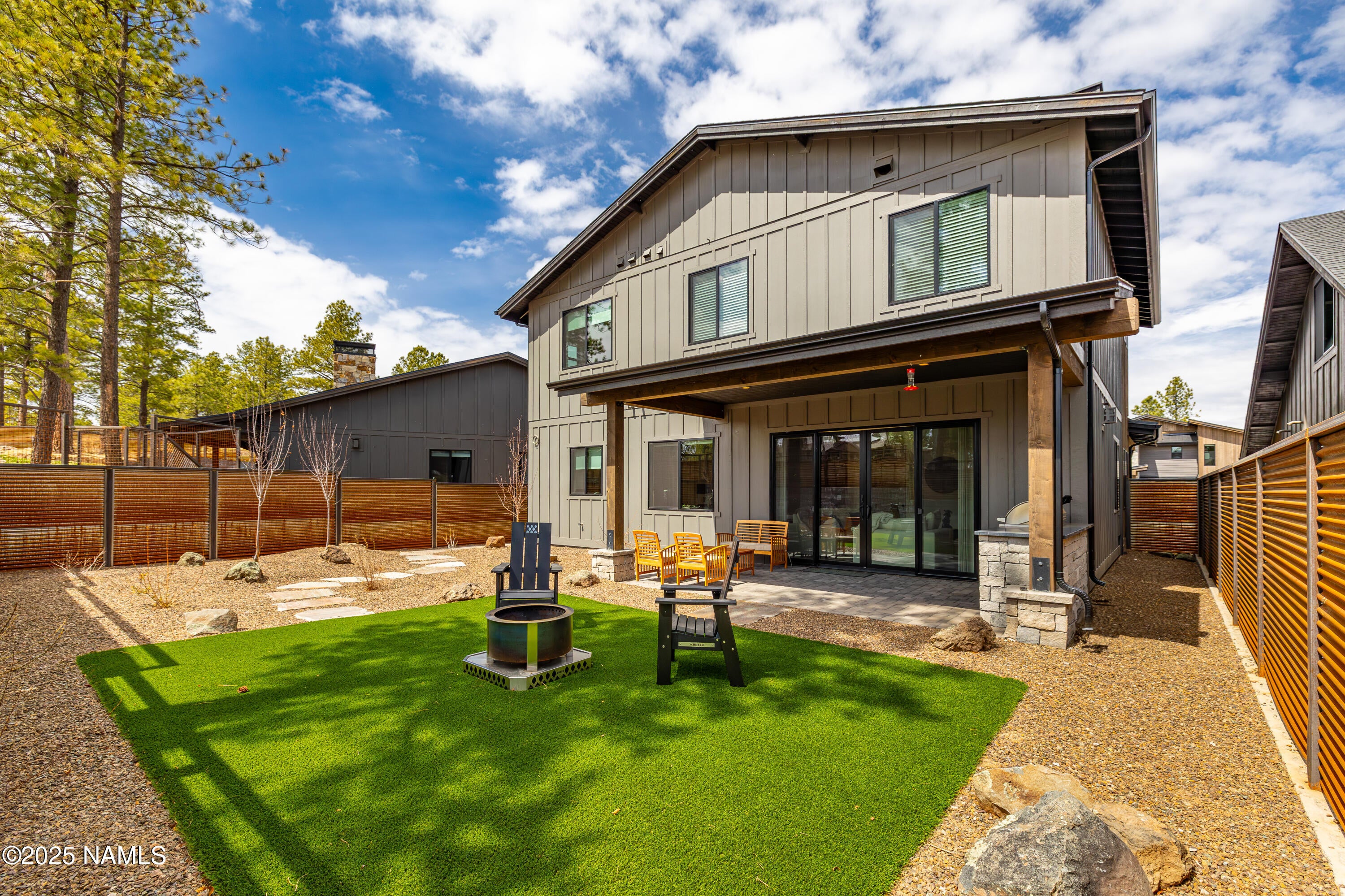 Flagstaff, Arizona, 86005, United States, 5 Bedrooms Bedrooms, ,4 BathroomsBathrooms,Residential,Active,1959522