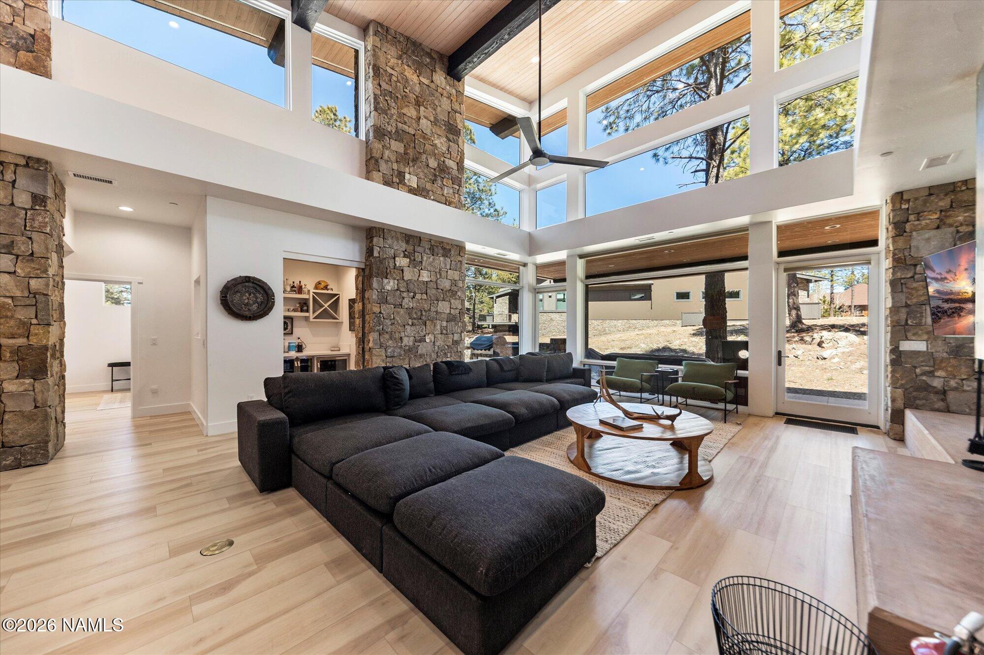 Flagstaff, Arizona, 86005, United States, 4 Bedrooms Bedrooms, ,4 BathroomsBathrooms,Residential,Active,2006845