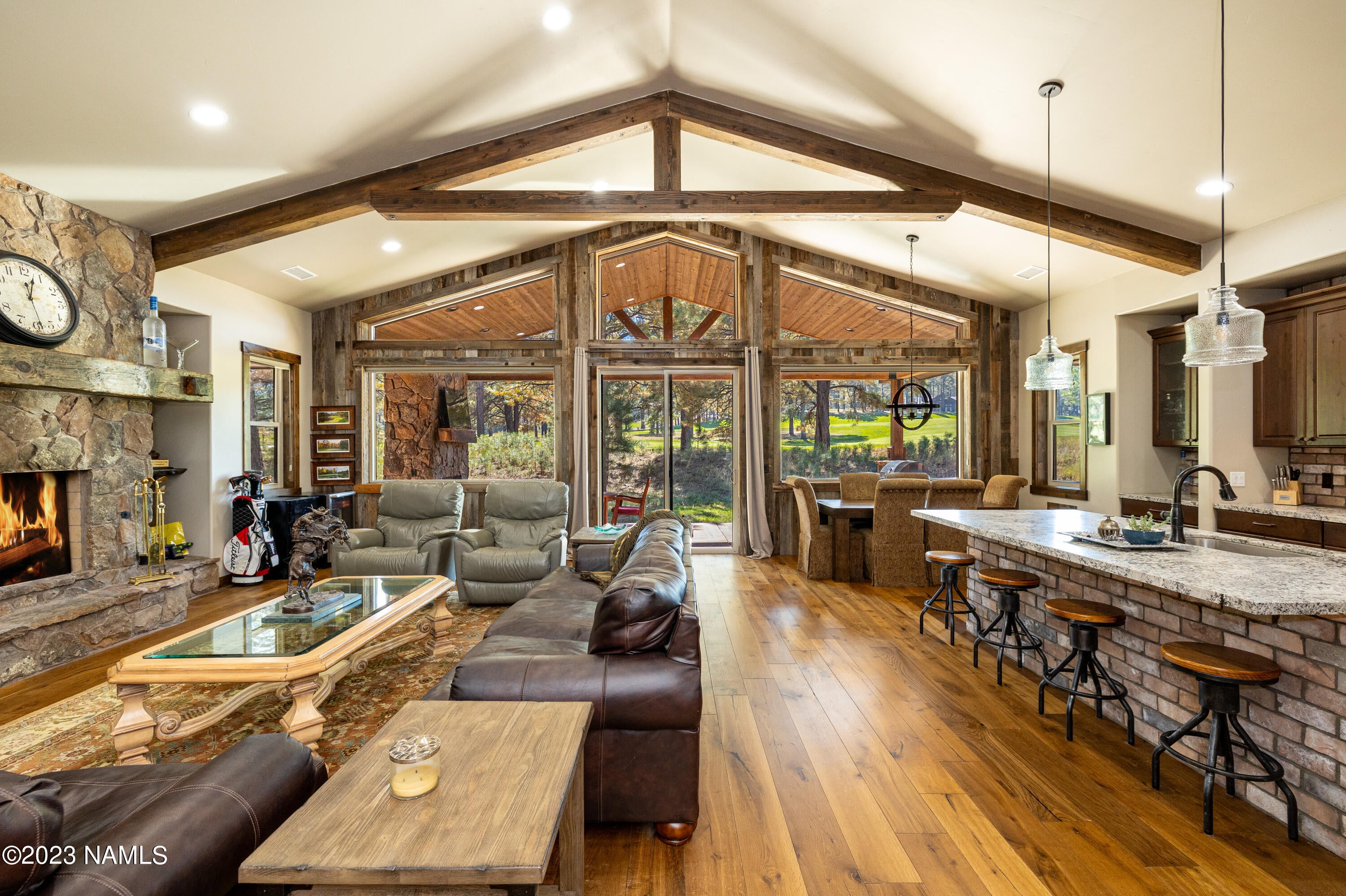 Flagstaff, Arizona, 86005, United States, 4 Bedrooms Bedrooms, ,3 BathroomsBathrooms,Residential,Active,2013664