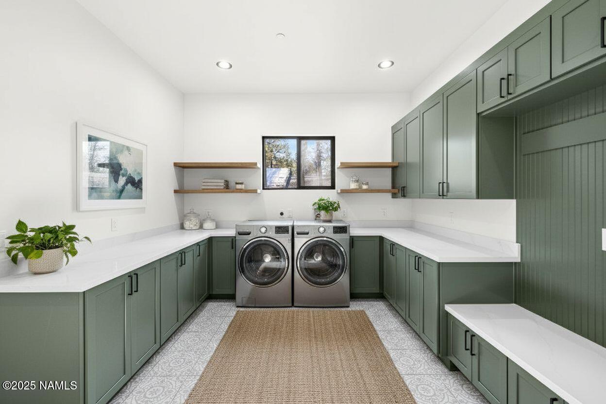 Flagstaff, Arizona, 86005, United States, 4 Bedrooms Bedrooms, ,4 BathroomsBathrooms,Residential,Active,1922481