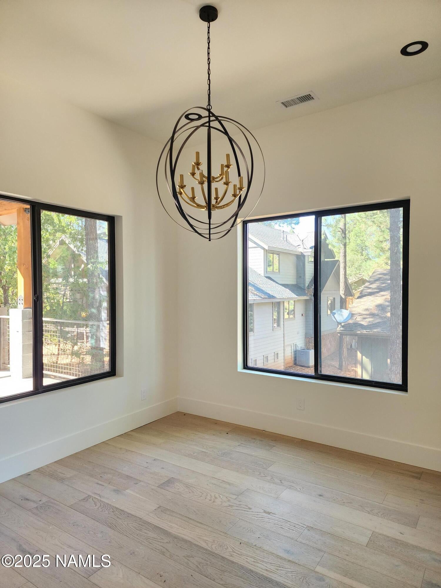 Flagstaff, Arizona, 86005, United States, 4 Bedrooms Bedrooms, ,4 BathroomsBathrooms,Residential,Active,1922481