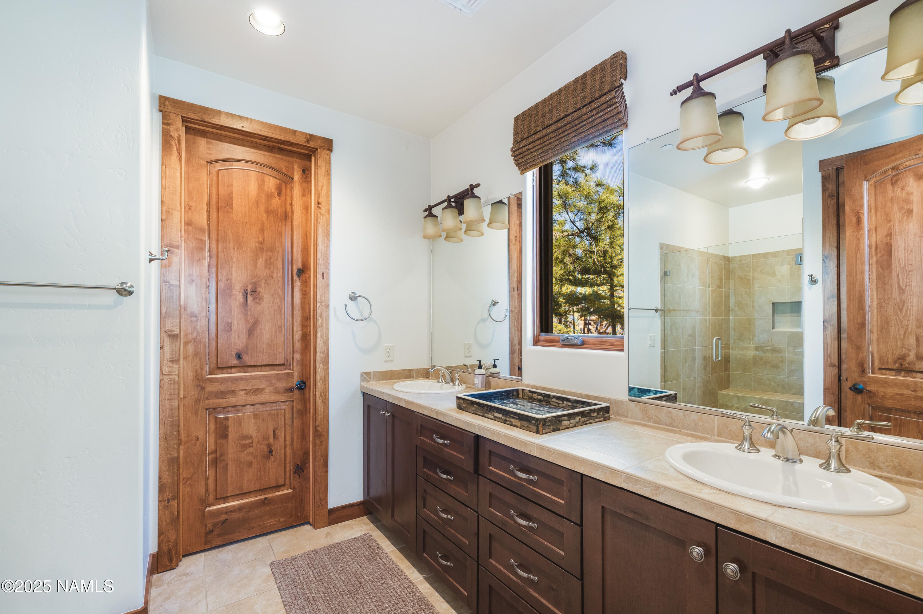 2649 S Bluebird Ct, Flagstaff, AZ, 86005, USA, 4 Bedrooms Bedrooms, ,5 BathroomsBathrooms,Residential,Active,2649 S Bluebird Ct,203052