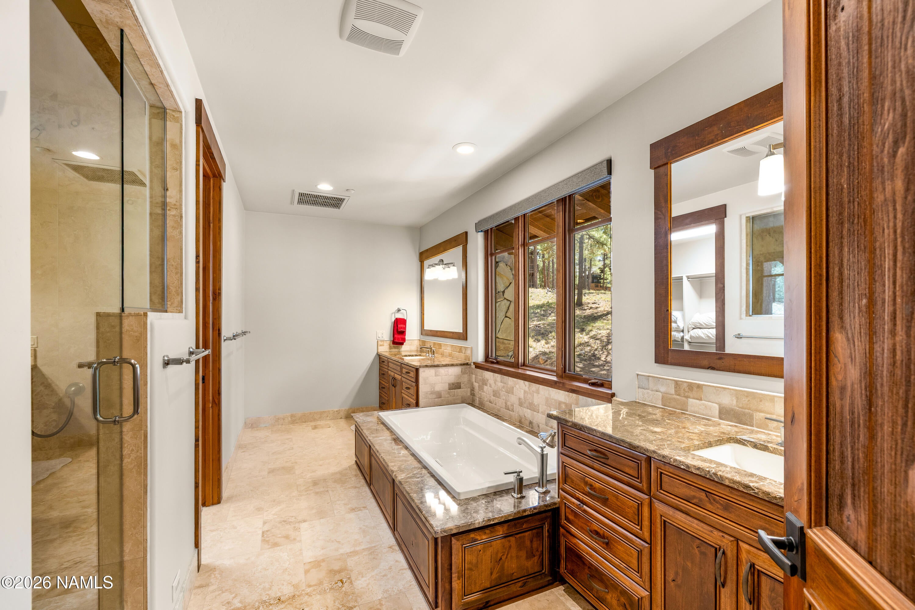 Flagstaff, Arizona, 86005, United States, 5 Bedrooms Bedrooms, ,6 BathroomsBathrooms,Residential,Active,2042667