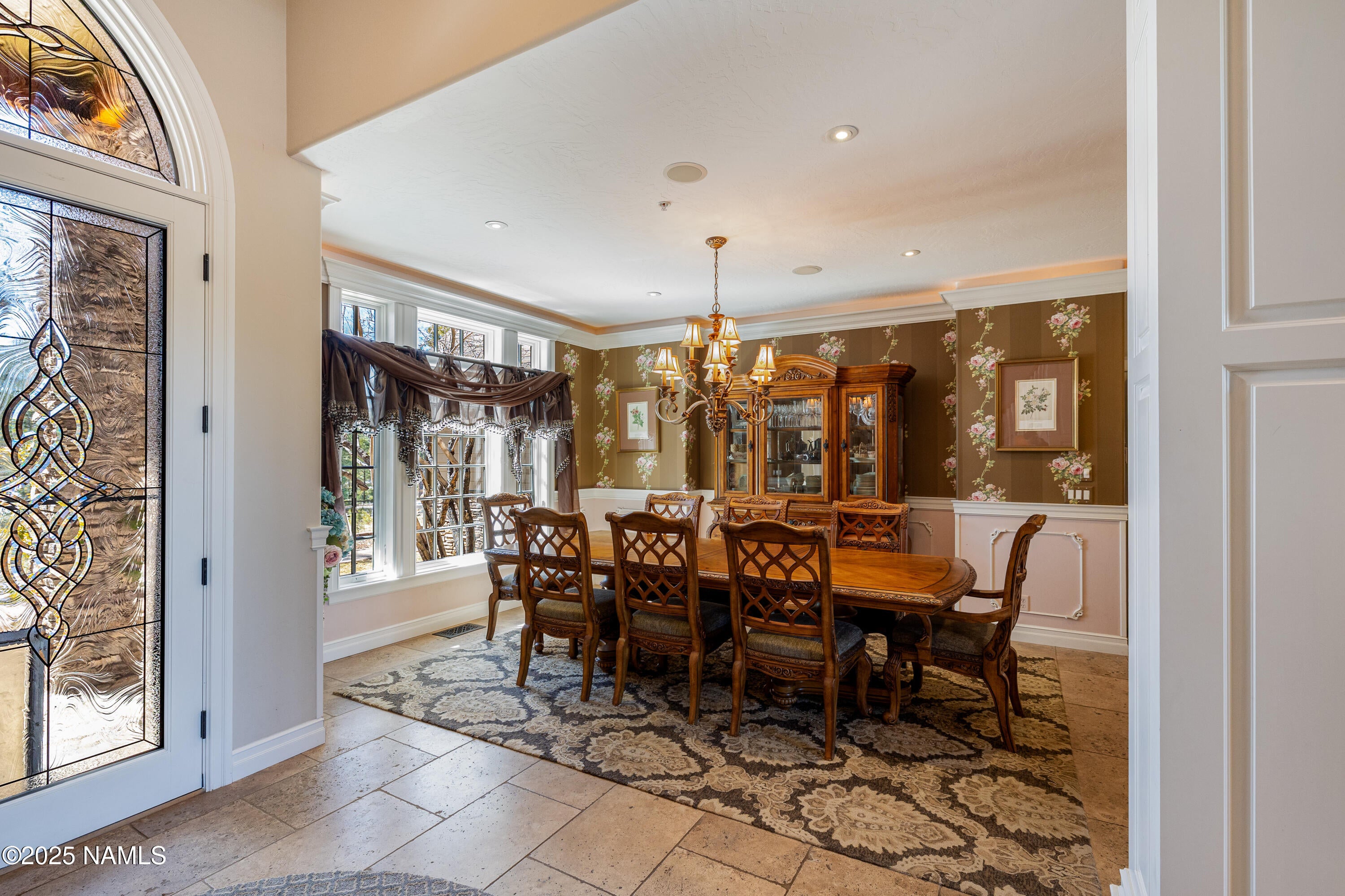 Flagstaff, Arizona, 86005, United States, ,5 BathroomsBathrooms,Residential,Active,1756410