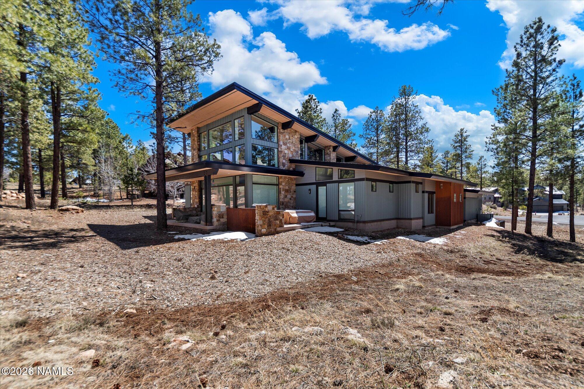Flagstaff, Arizona, 86005, United States, 4 Bedrooms Bedrooms, ,4 BathroomsBathrooms,Residential,Active,2006845
