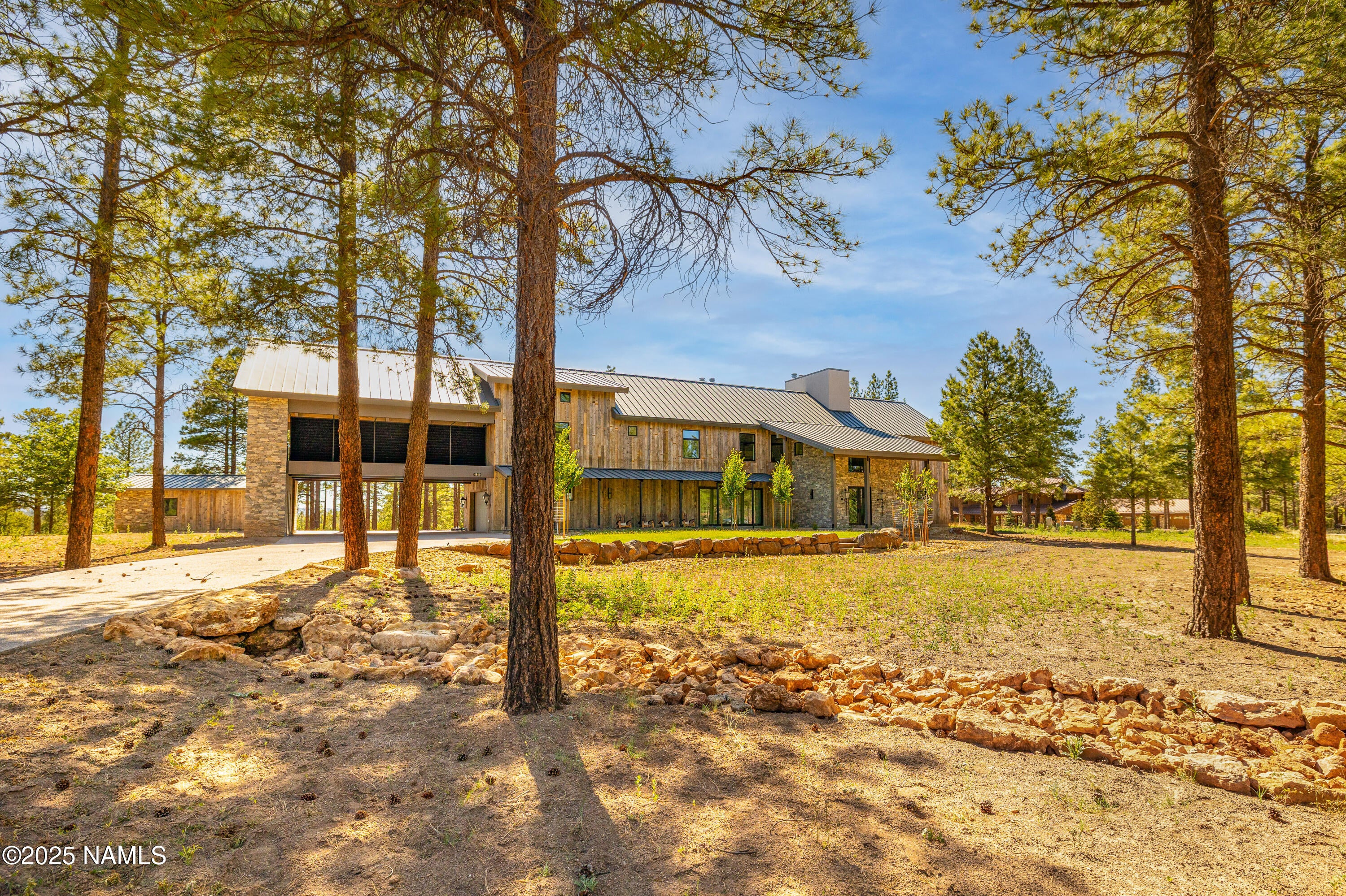 Flagstaff, Arizona, 86004, United States, 4 Bedrooms Bedrooms, ,6 BathroomsBathrooms,Residential,Active,1756325