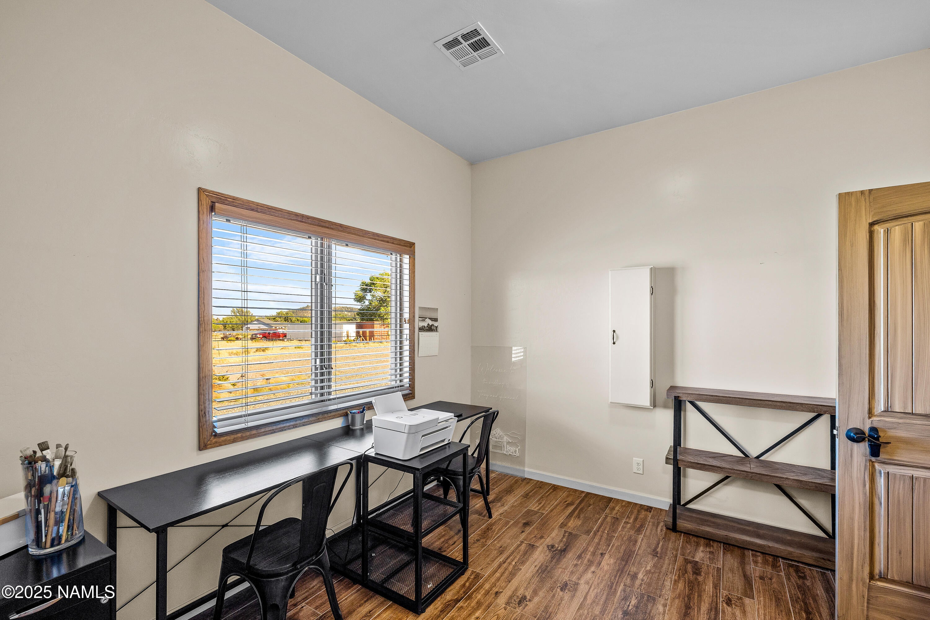 Flagstaff, Arizona, 86004, United States, 4 Bedrooms Bedrooms, ,3 BathroomsBathrooms,Residential,Active,1868120