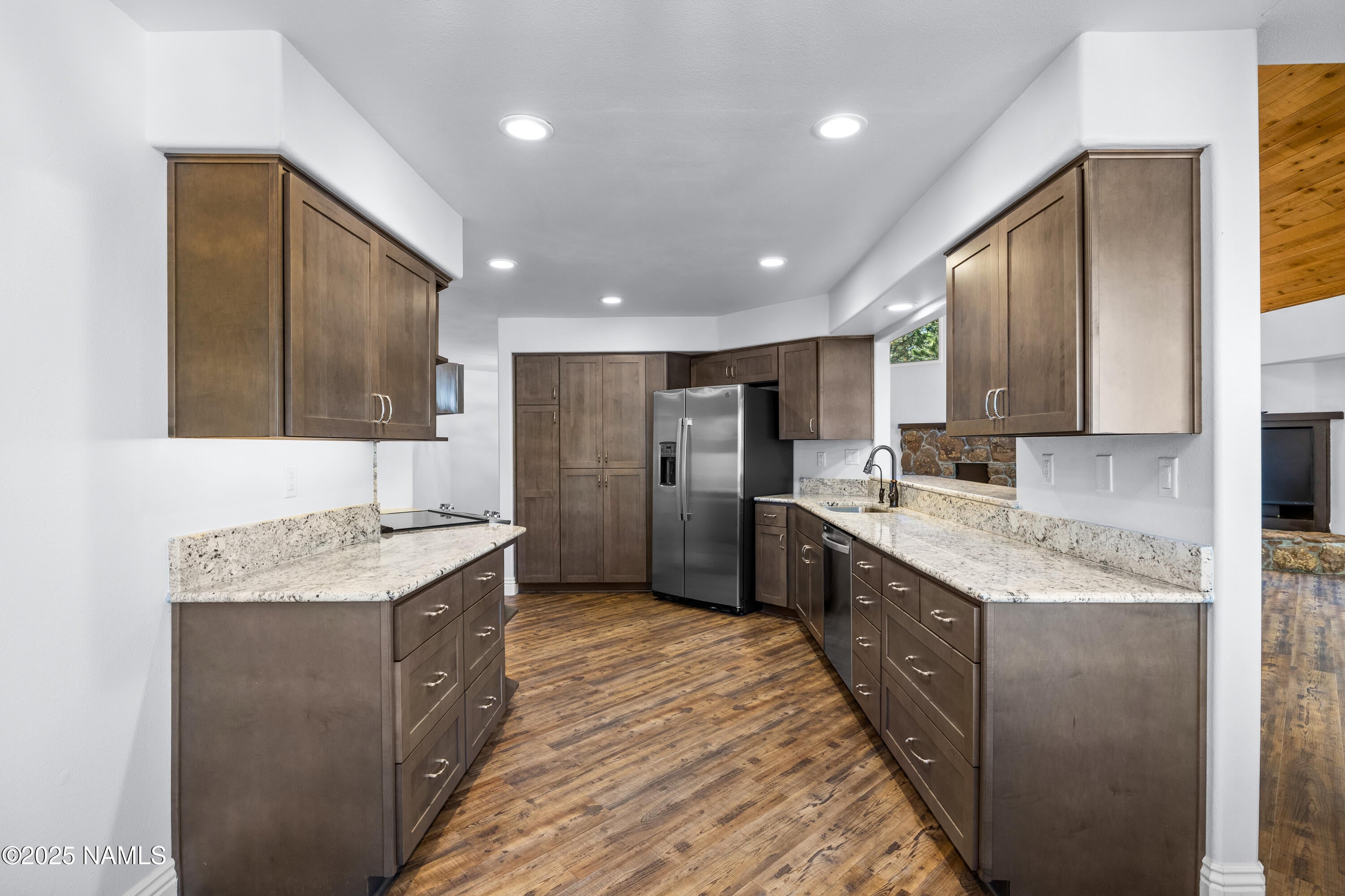 Flagstaff, Arizona, 86005, United States, 4 Bedrooms Bedrooms, ,4 BathroomsBathrooms,Residential,Active,1999173