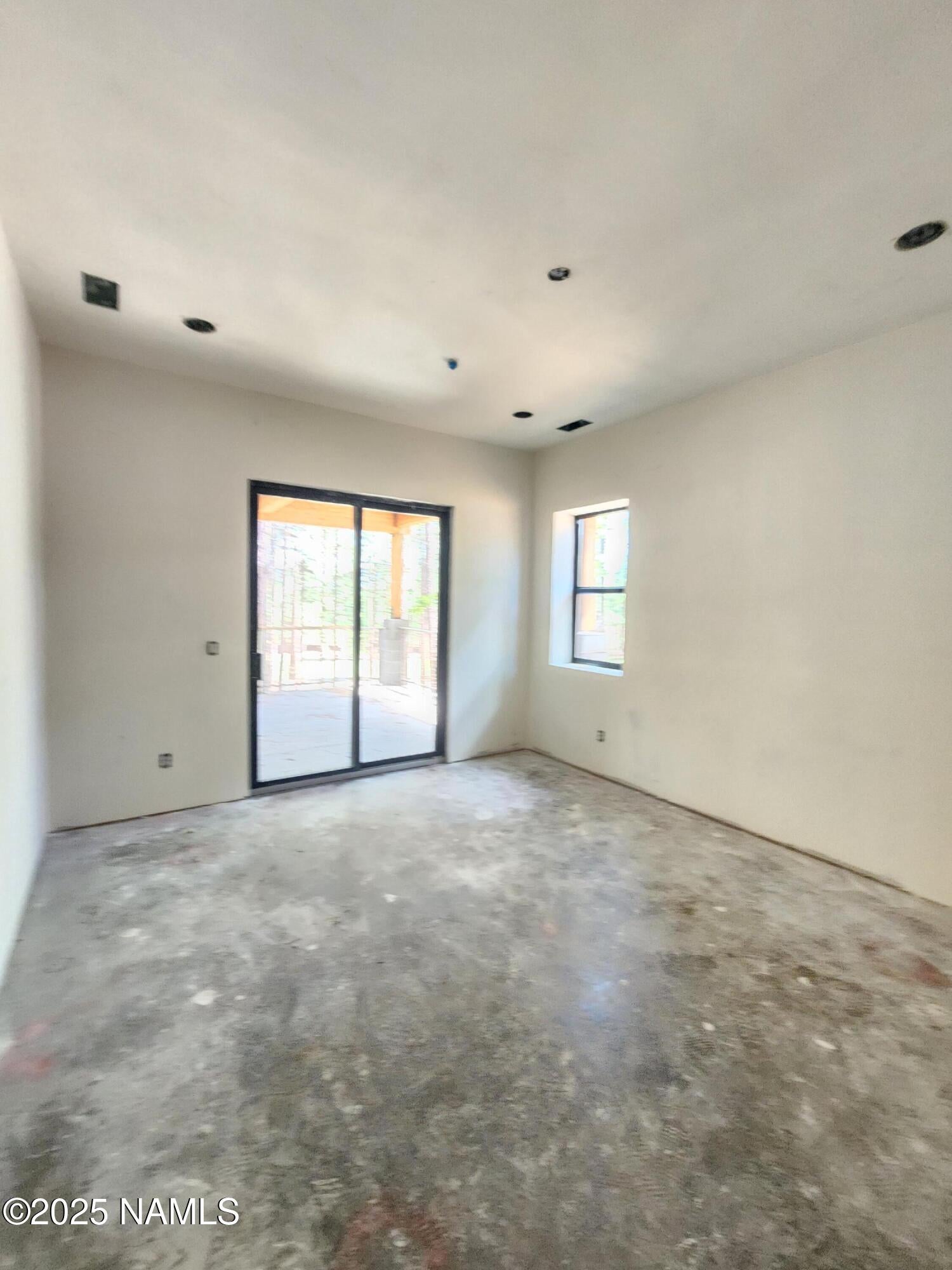 Flagstaff, Arizona, 86005, United States, 4 Bedrooms Bedrooms, ,4 BathroomsBathrooms,Residential,Active,1922481