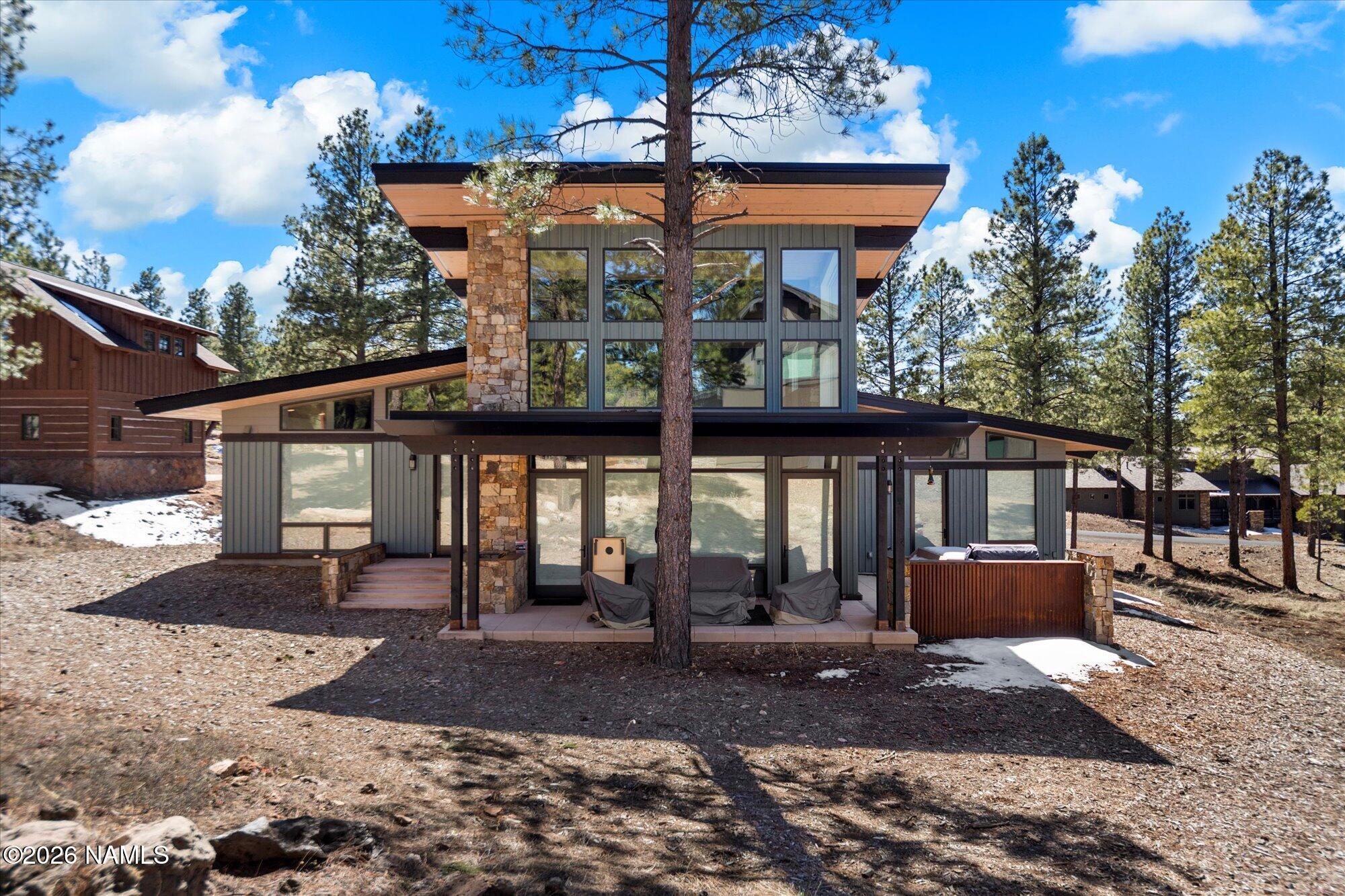 Flagstaff, Arizona, 86005, United States, 4 Bedrooms Bedrooms, ,4 BathroomsBathrooms,Residential,Active,2006845