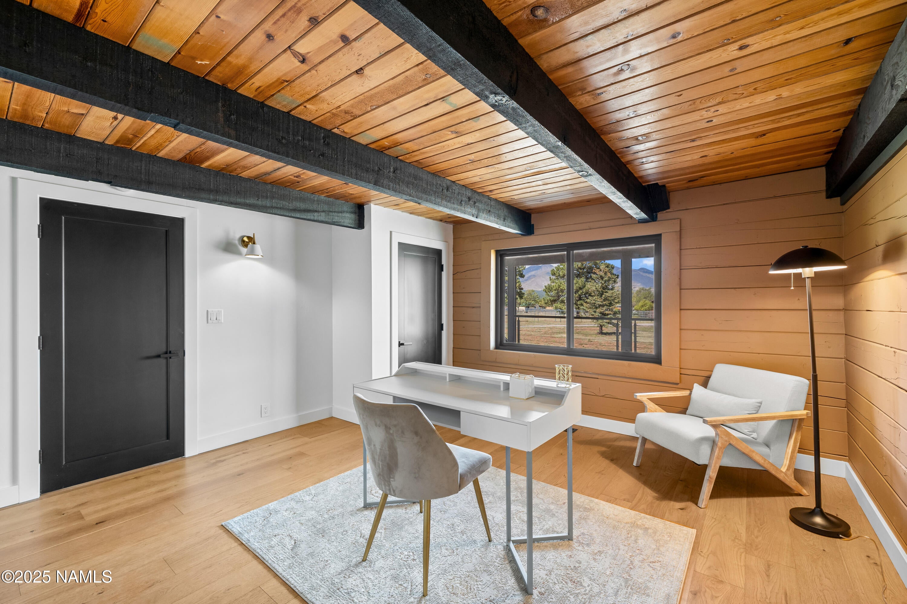 Flagstaff, Arizona, 86004, United States, ,4 BathroomsBathrooms,Residential,Active,1888488