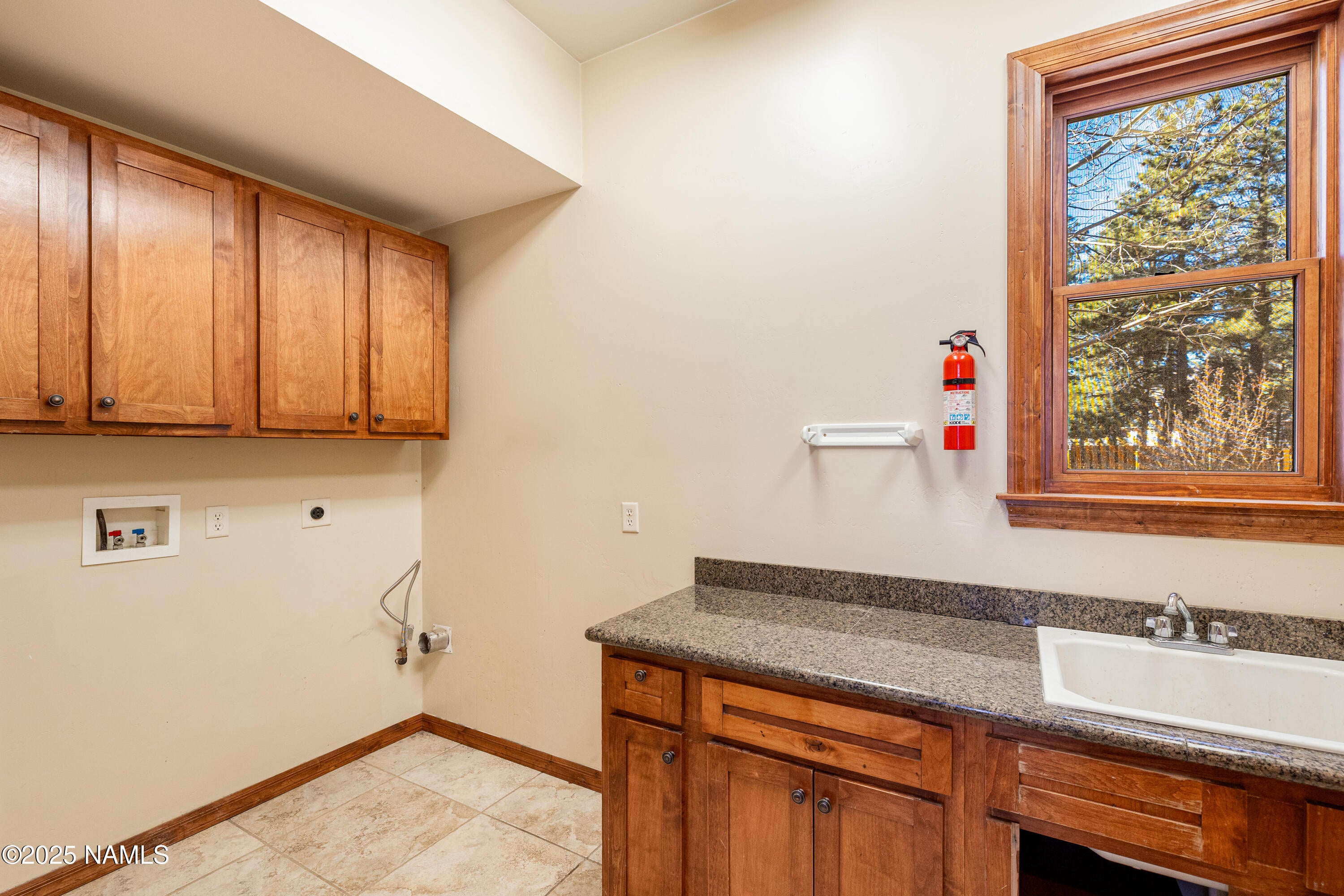 Flagstaff, Arizona, 86004, United States, 5 Bedrooms Bedrooms, ,5 BathroomsBathrooms,Residential,Active,1922539