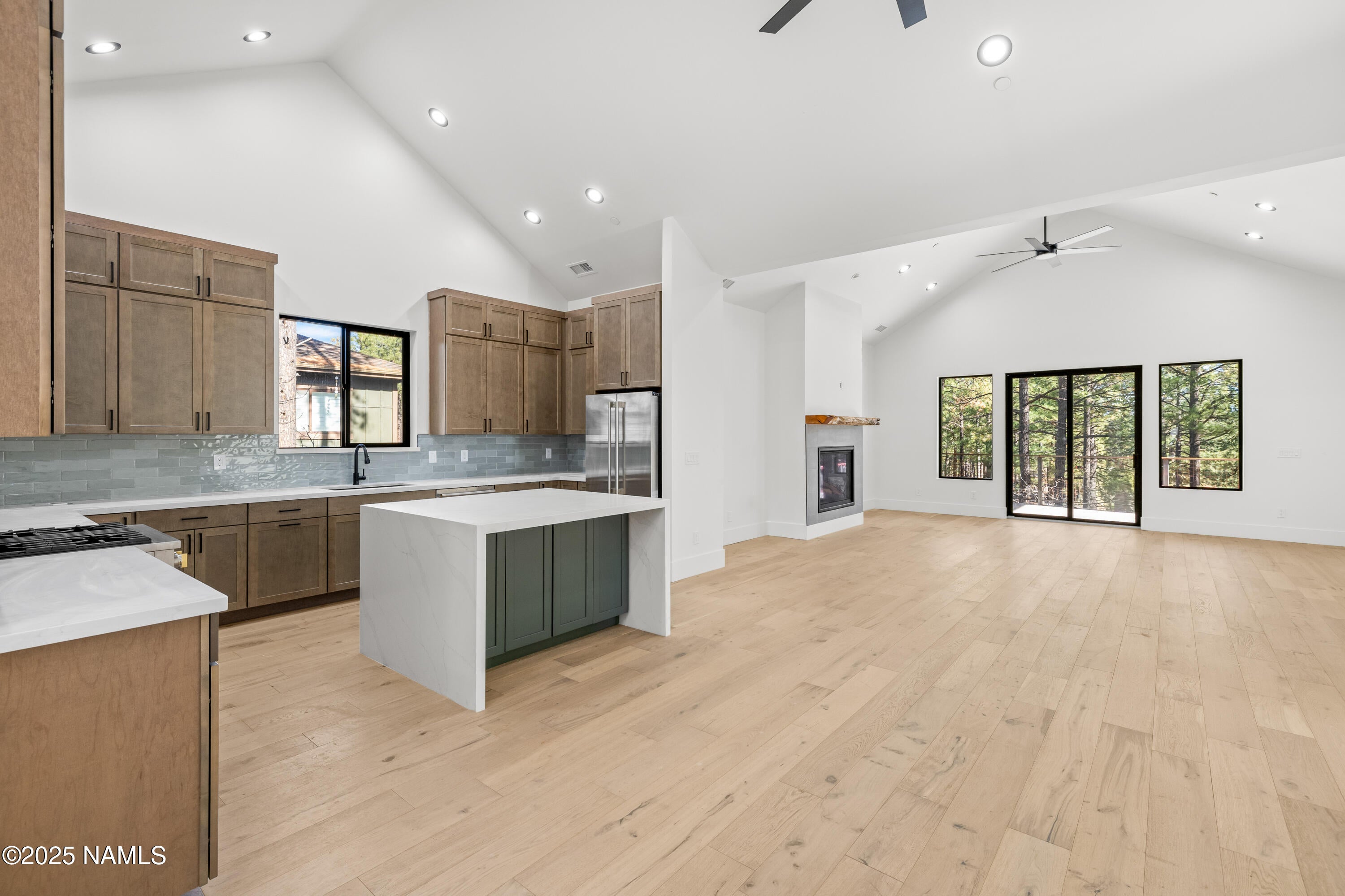 Flagstaff, Arizona, 86005, United States, 4 Bedrooms Bedrooms, ,4 BathroomsBathrooms,Residential,Active,1922481