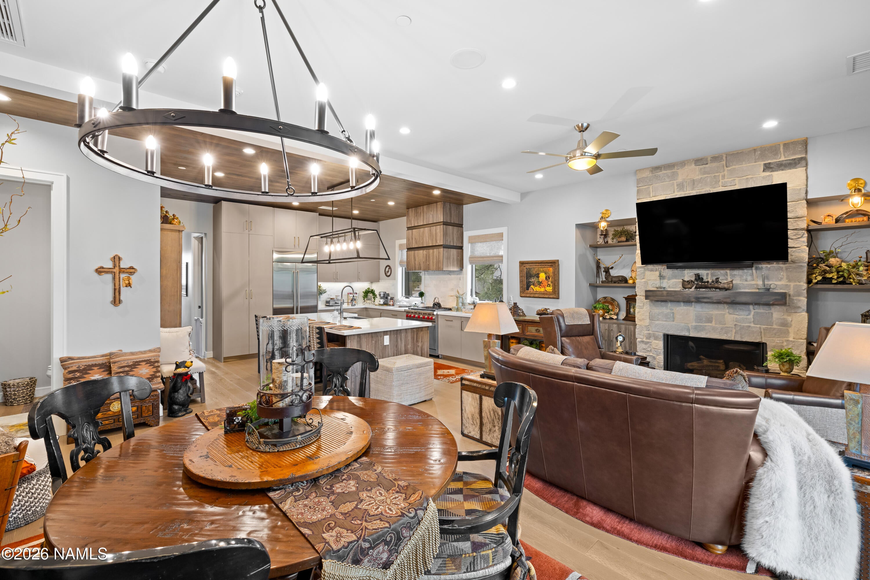 Flagstaff, Arizona, 86005, United States, 3 Bedrooms Bedrooms, ,4 BathroomsBathrooms,Residential,Active,2012817