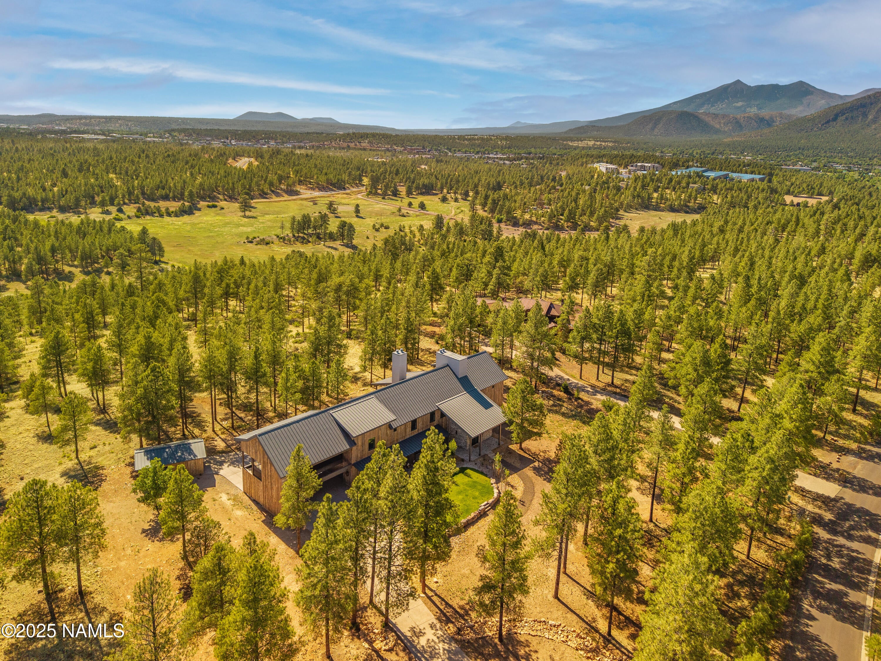 Flagstaff, Arizona, 86004, United States, 4 Bedrooms Bedrooms, ,6 BathroomsBathrooms,Residential,Active,1756325