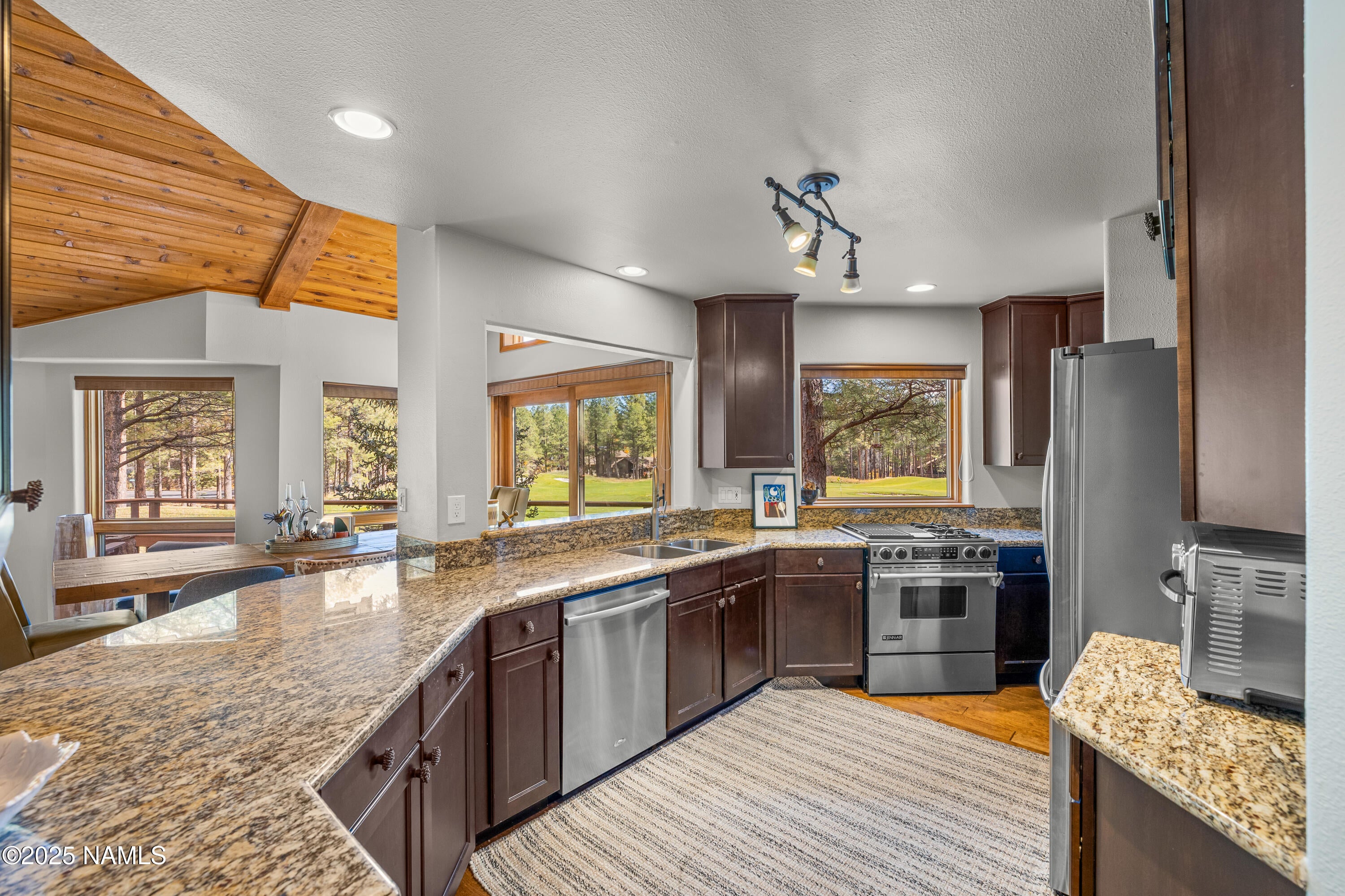 Flagstaff, Arizona, 86005, United States, 4 Bedrooms Bedrooms, ,4 BathroomsBathrooms,Residential,Active,1995263