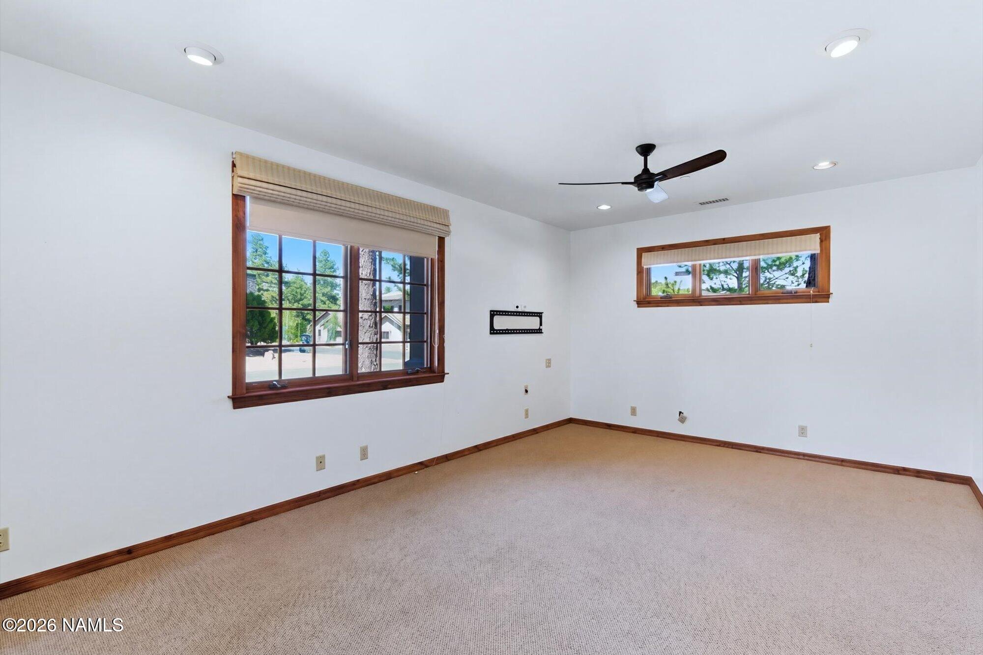Flagstaff, Arizona, 86005, United States, 4 Bedrooms Bedrooms, ,4 BathroomsBathrooms,Residential,Active,2009412