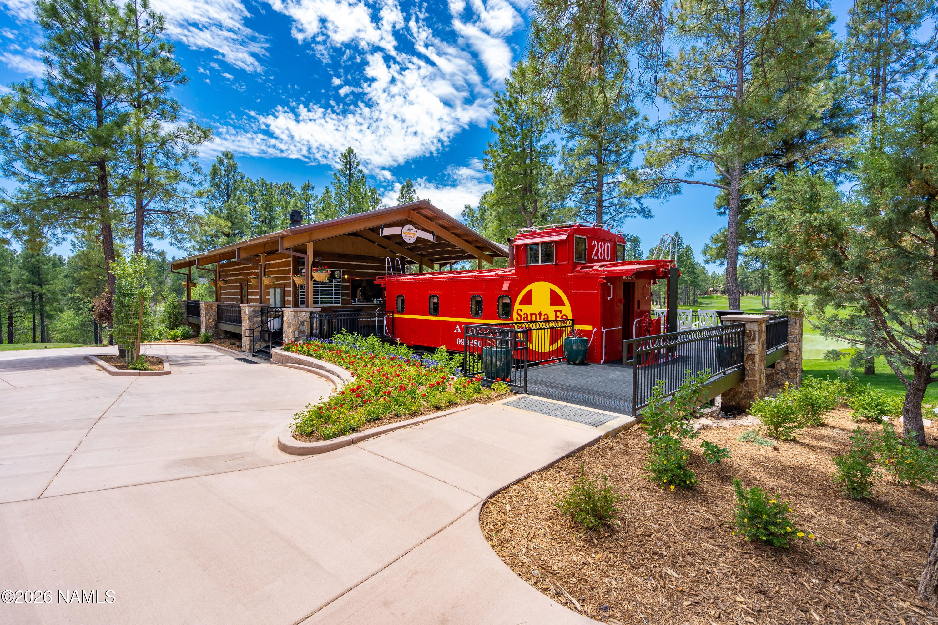 Flagstaff, Arizona, 86005, United States, 4 Bedrooms Bedrooms, ,4 BathroomsBathrooms,Residential,Active,2009412