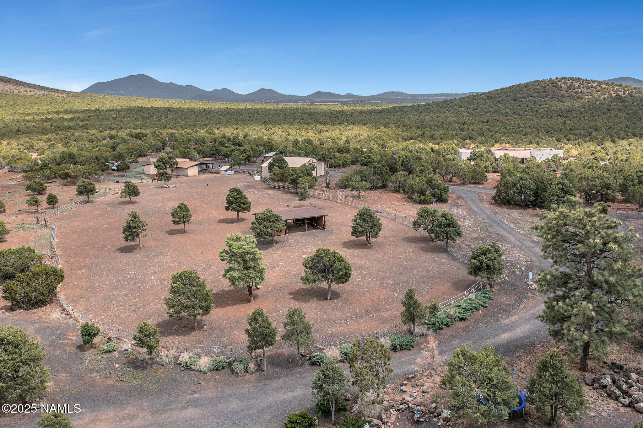 Williams, Arizona, 86046, United States, 3 Bedrooms Bedrooms, ,4 BathroomsBathrooms,Residential,Active,1871833