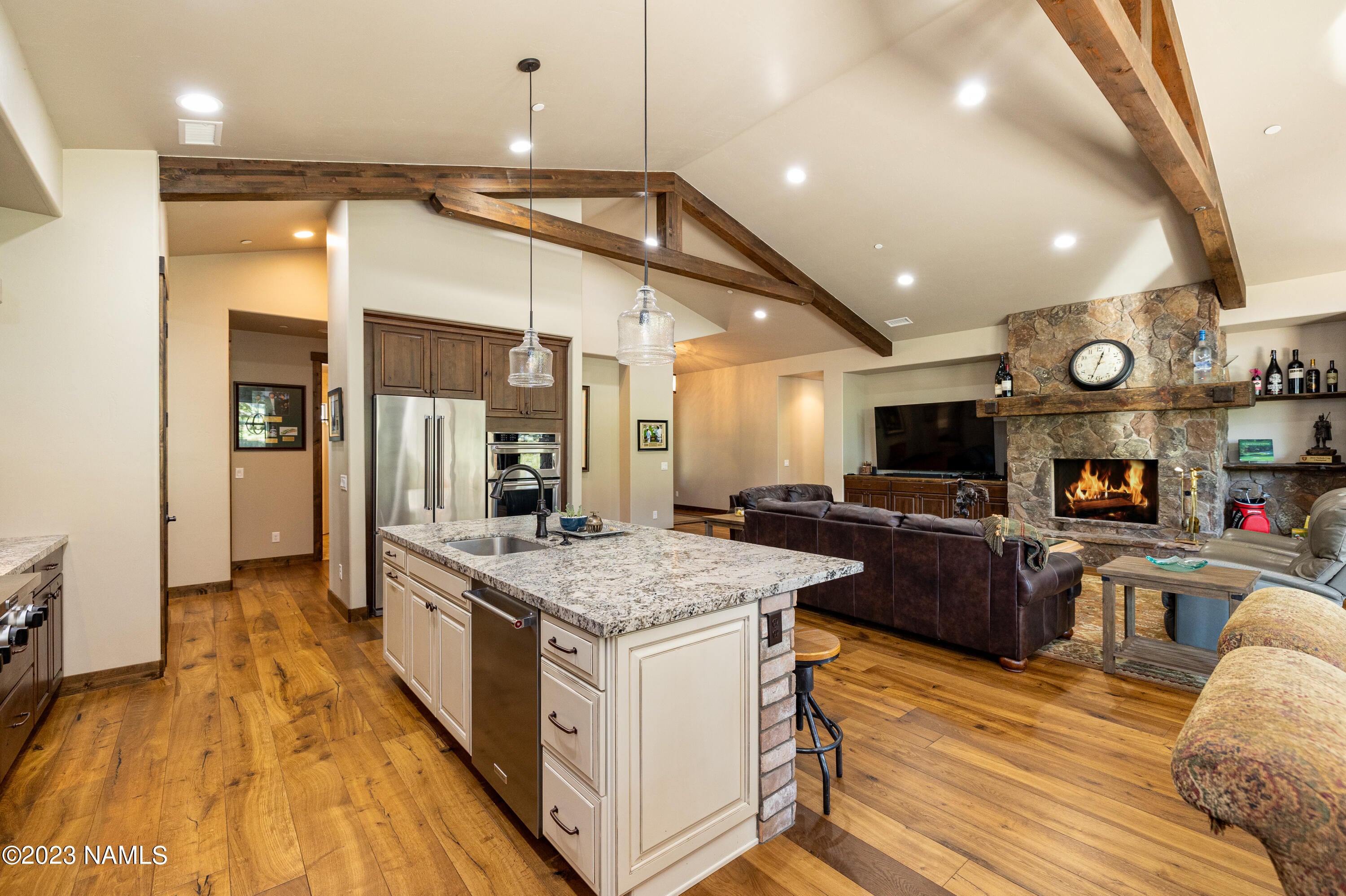 Flagstaff, Arizona, 86005, United States, 4 Bedrooms Bedrooms, ,3 BathroomsBathrooms,Residential,Active,2013664