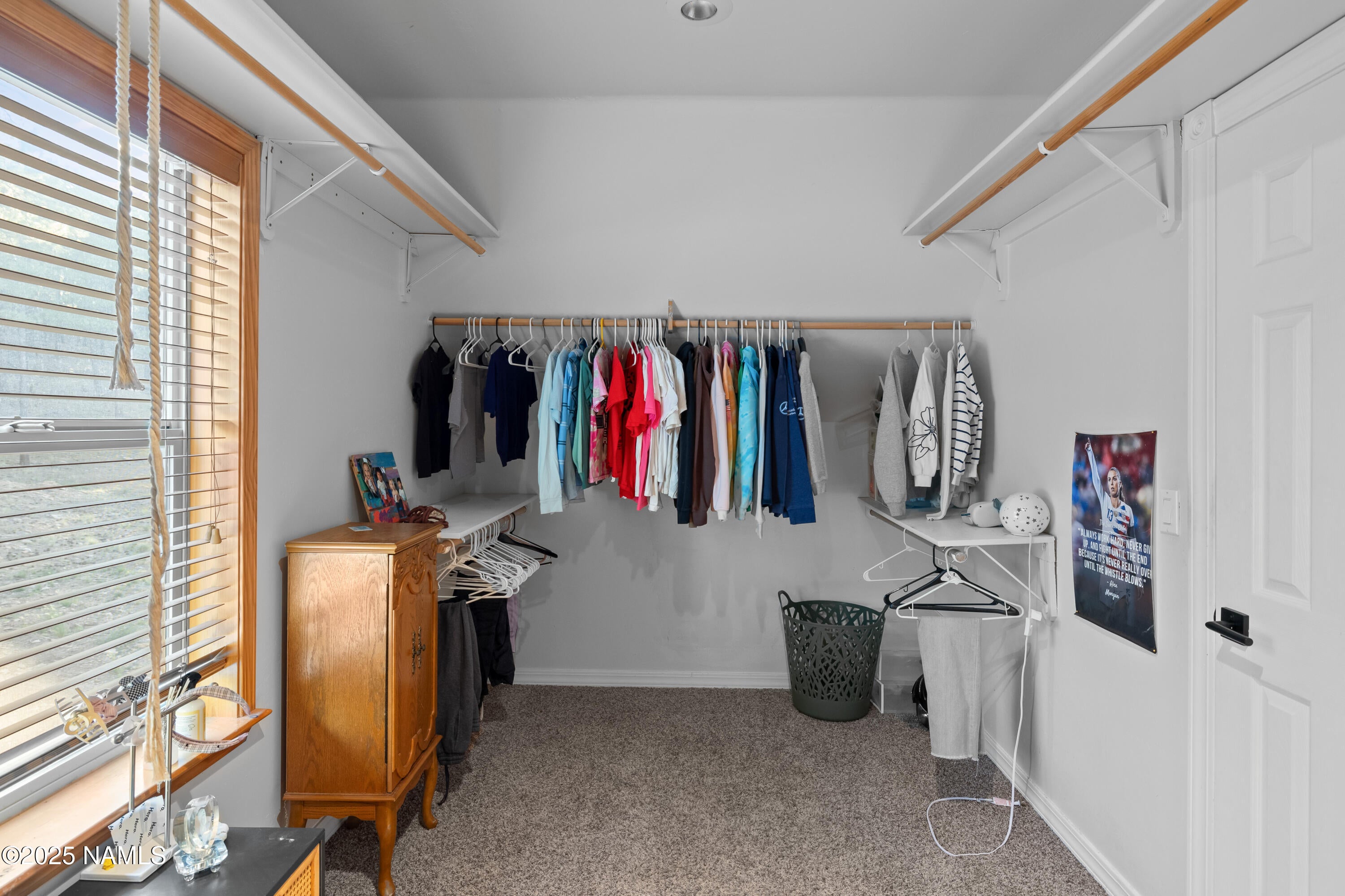 Flagstaff, Arizona, 86001, United States, 5 Bedrooms Bedrooms, ,5 BathroomsBathrooms,Residential,Active,1945089