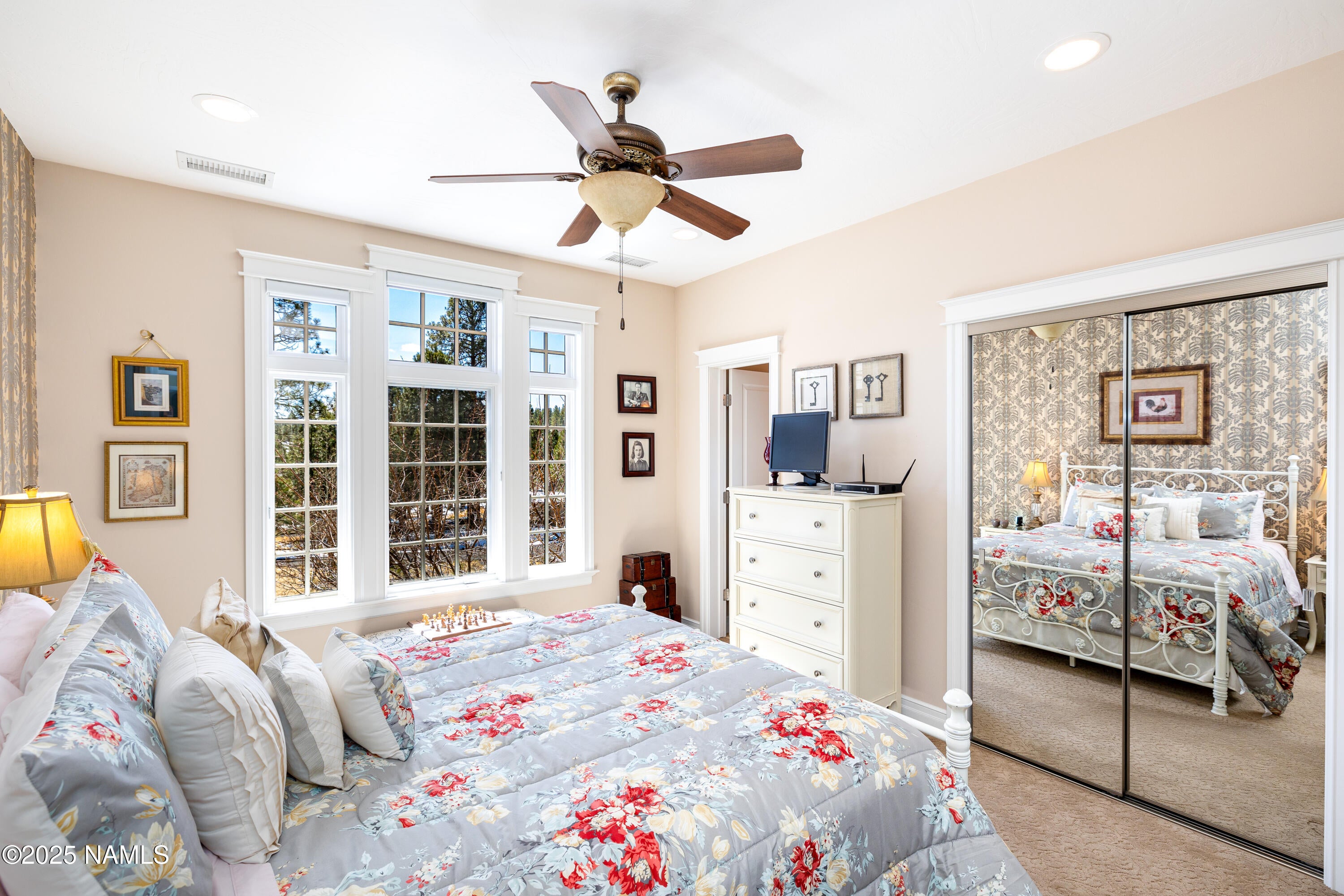 Flagstaff, Arizona, 86005, United States, ,5 BathroomsBathrooms,Residential,Active,1756410