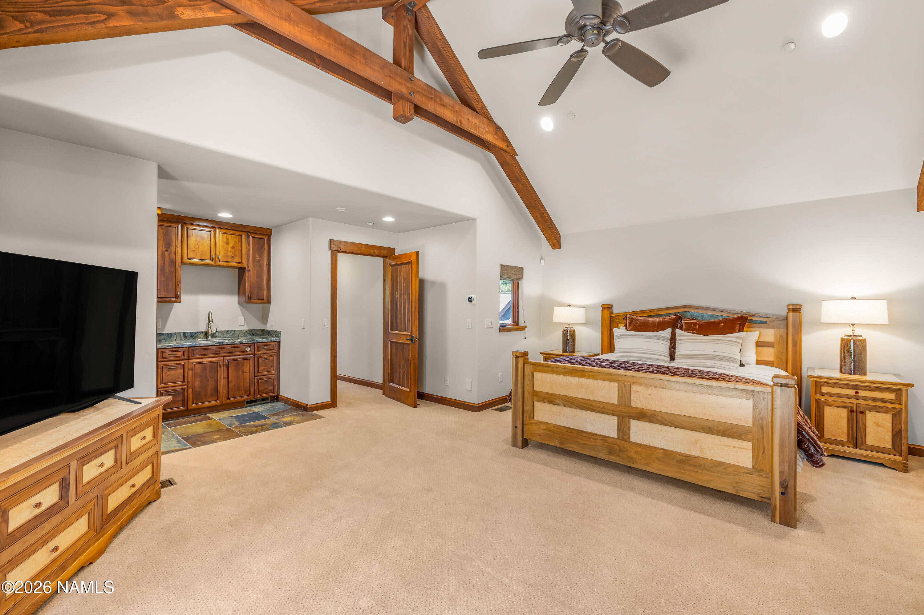 Flagstaff, Arizona, 86005, United States, 5 Bedrooms Bedrooms, ,6 BathroomsBathrooms,Residential,Active,2042667